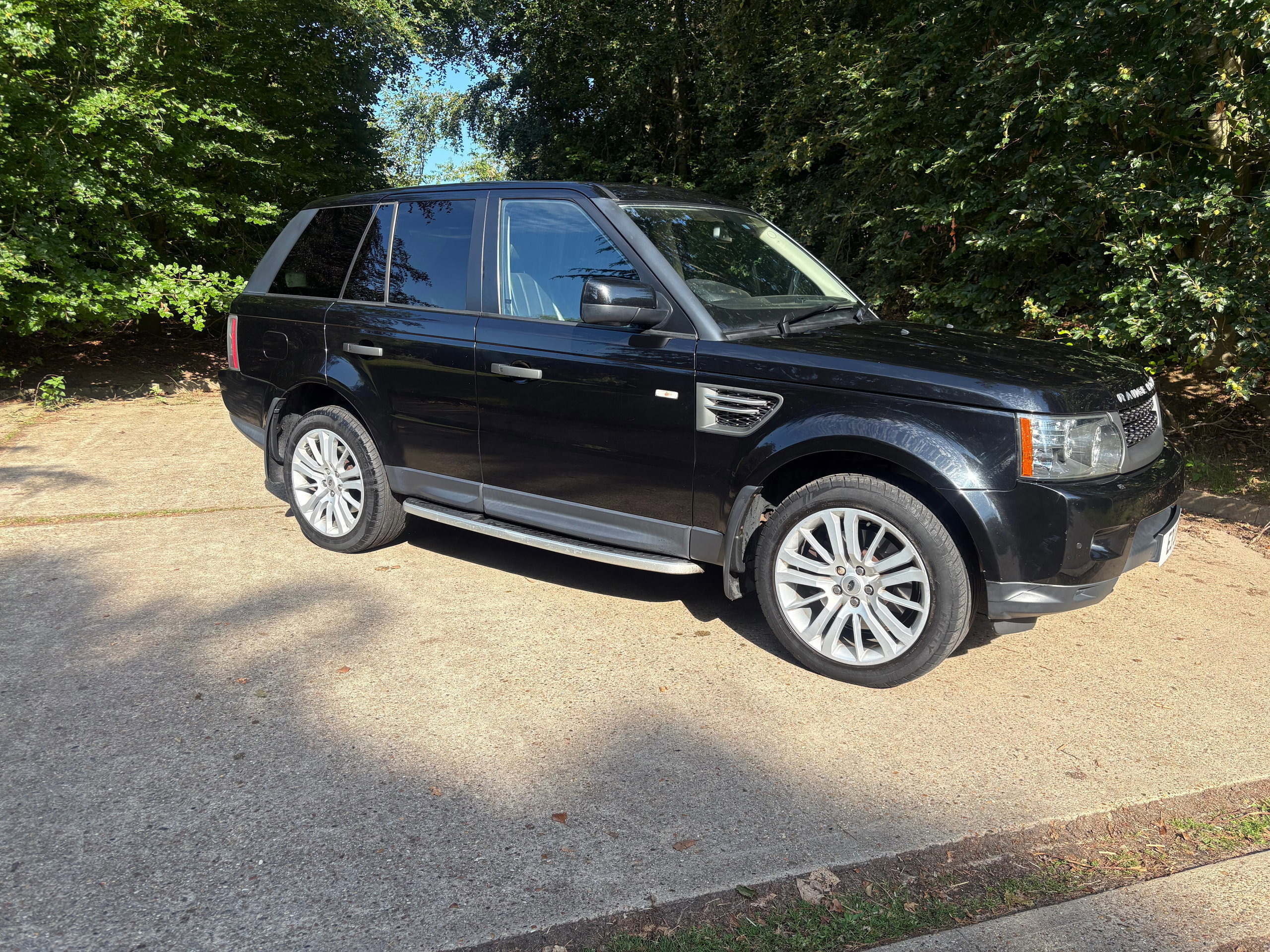 Land Rover Range Rover Sport 3.0 TD V6 HSE SUV 5dr Diesel CommandShift 4WD Euro 4 (245 ps) 5dr Automatic 2026