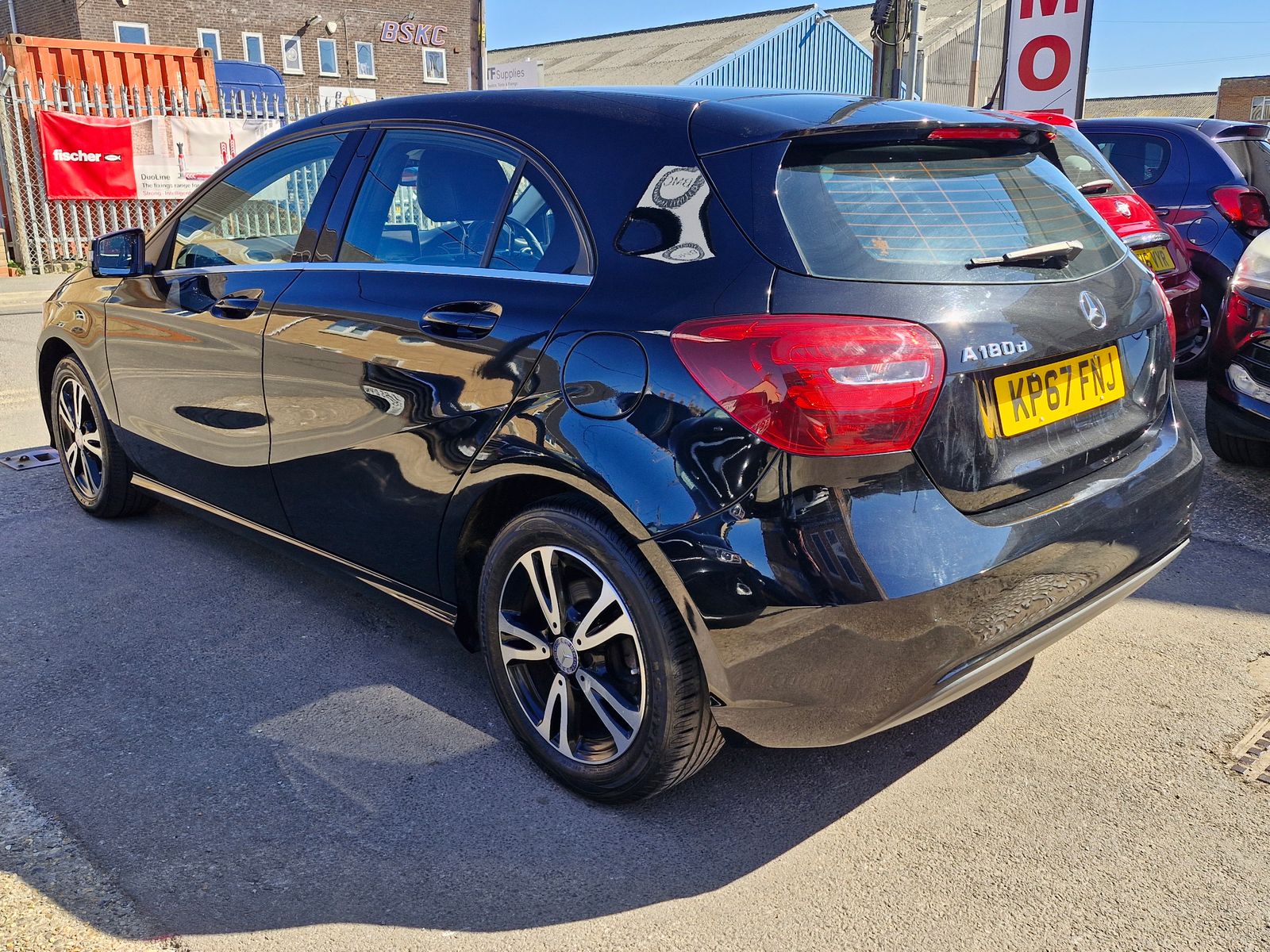 Mercedes-Benz A Class 1.5 A180d SE Hatchback 5dr Diesel 7G-DCT Euro 6 (s/s) (109 ps) 5dr Automatic 2026