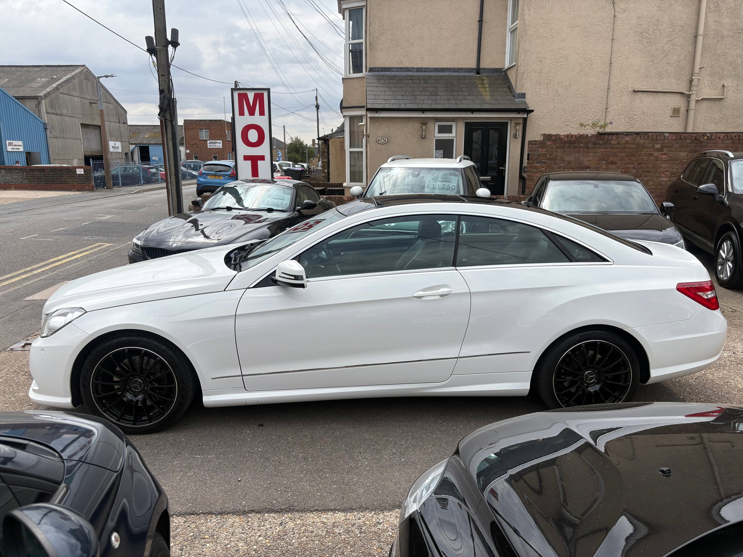 Mercedes-Benz E Class 1.8 E200 BlueEfficiency Sport Coupe 2dr Petrol G-Tronic+ Euro 5 (s/s) (184 ps) 2dr Automatic 2026