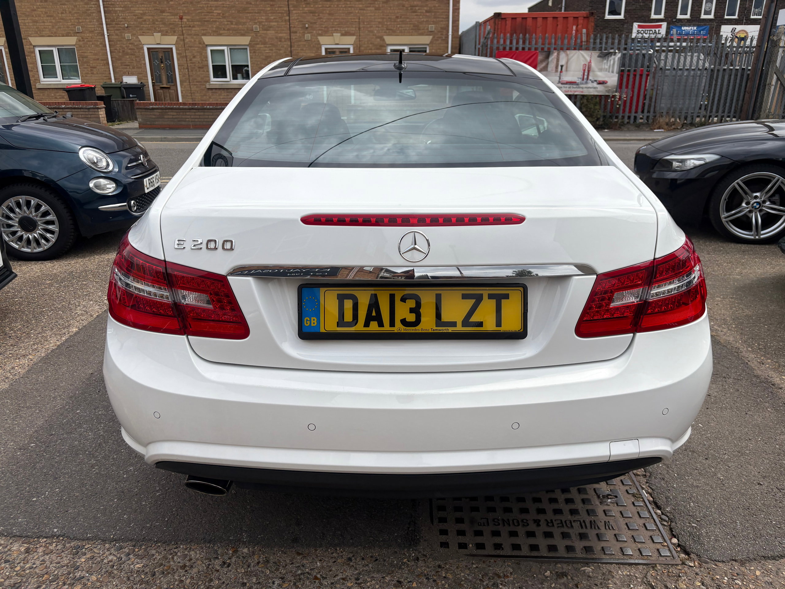 Mercedes-Benz E Class 1.8 E200 BlueEfficiency Sport Coupe 2dr Petrol G-Tronic+ Euro 5 (s/s) (184 ps) 2dr Automatic 2026