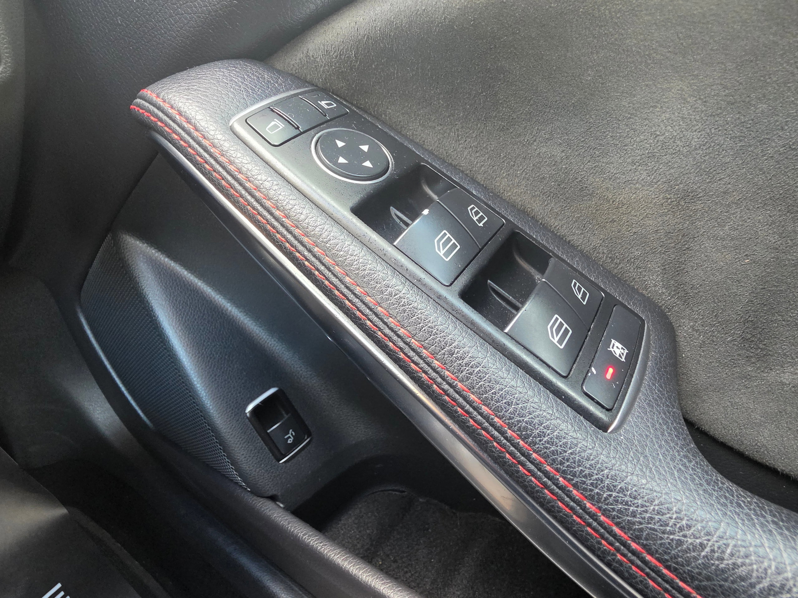 Mercedes-Benz GLA 2.1 GLA220 CDI AMG Line SUV 5dr Diesel 7G-DCT 4MATIC Euro 6 (s/s) (170 ps) 5dr Automatic 2026