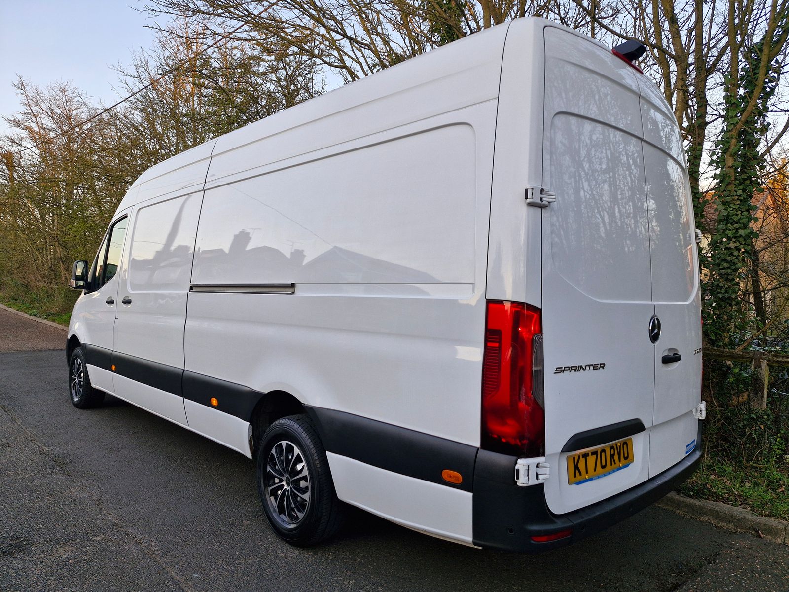 Mercedes-Benz Sprinter 2.0 315 CDI Progressive Panel Van 5dr Diesel Manual RWD L3 H2 Euro 6 (s/s) (150 ps) 5dr Manual 2026