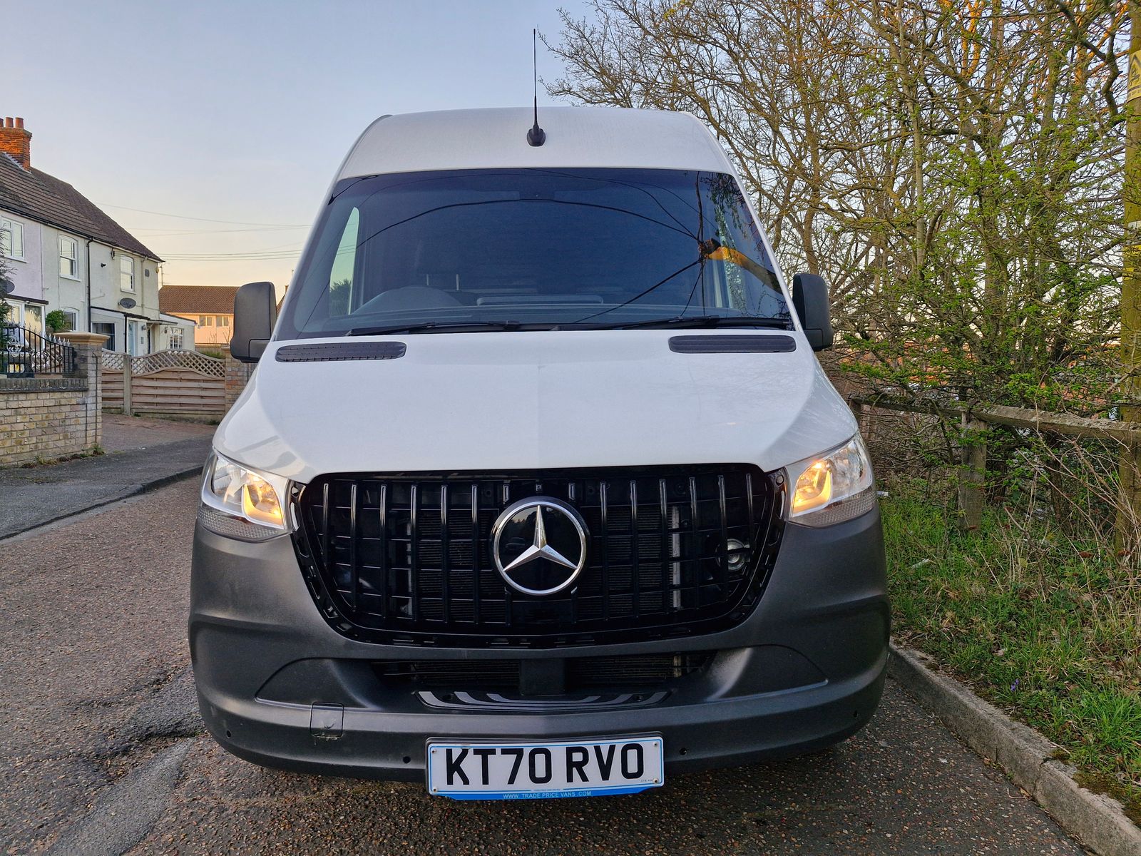 Mercedes-Benz Sprinter 2.0 315 CDI Progressive Panel Van 5dr Diesel Manual RWD L3 H2 Euro 6 (s/s) (150 ps) 5dr Manual 2026