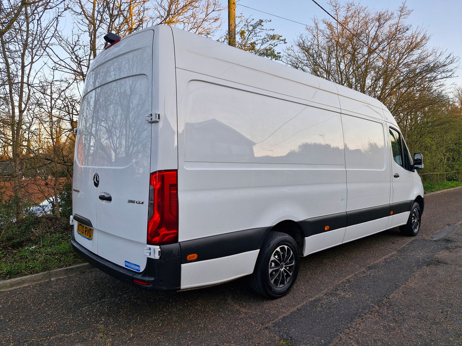 Mercedes-Benz Sprinter 2.0 315 CDI Progressive Panel Van 5dr Diesel Manual RWD L3 H2 Euro 6 (s/s) (150 ps) 5dr Manual 2026