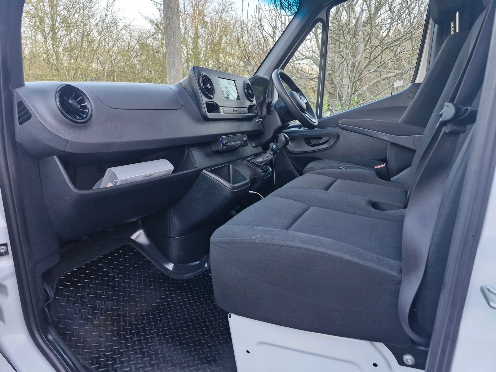 Mercedes-Benz Sprinter 2.0 315 CDI Progressive Panel Van 5dr Diesel Manual RWD L3 H2 Euro 6 (s/s) (150 ps) 5dr Manual 2026