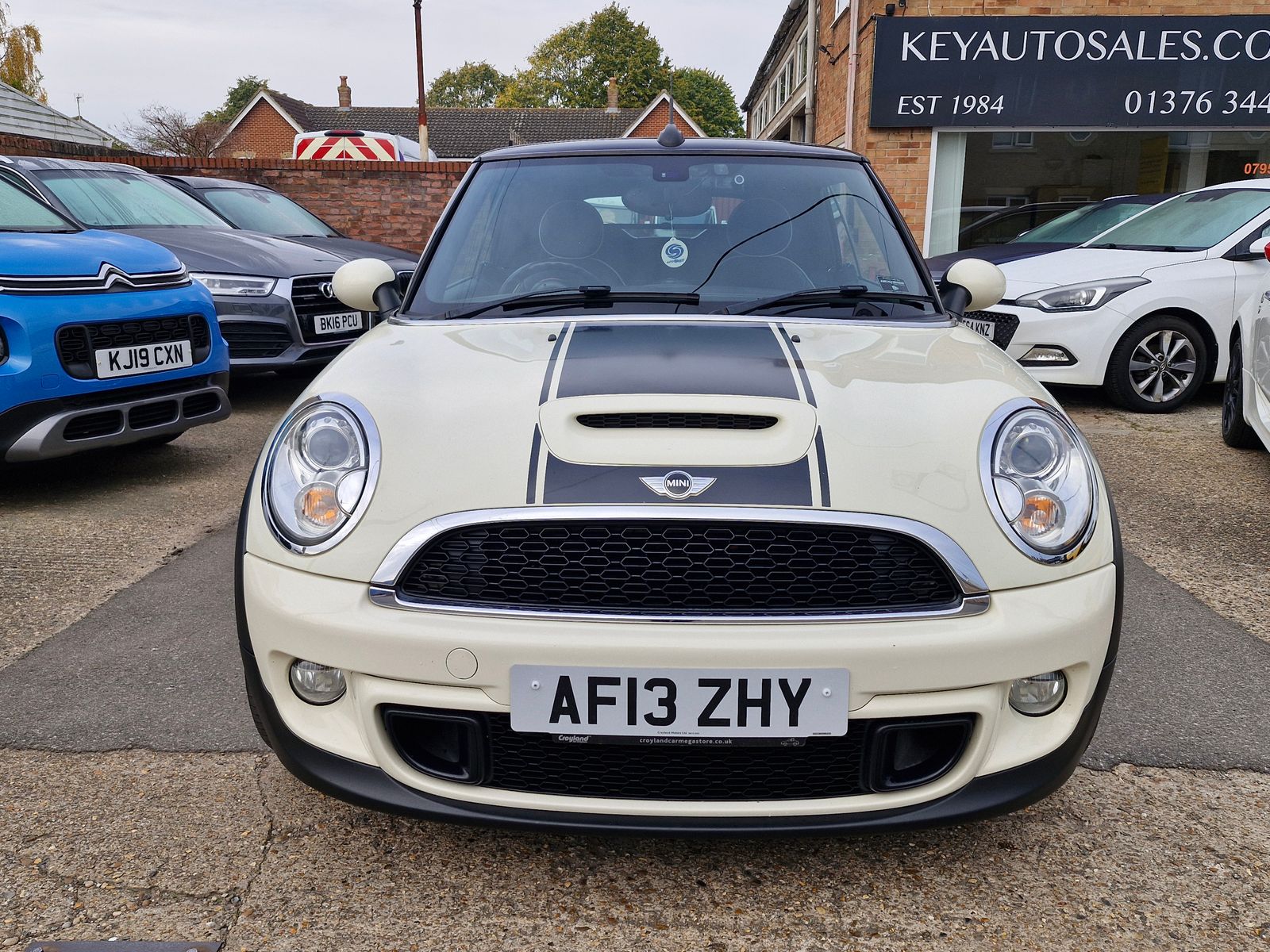MINI Convertible 1.6 Cooper S Convertible 2dr Petrol Manual Euro 5 (s/s) (184 ps) 2dr Manual 2026