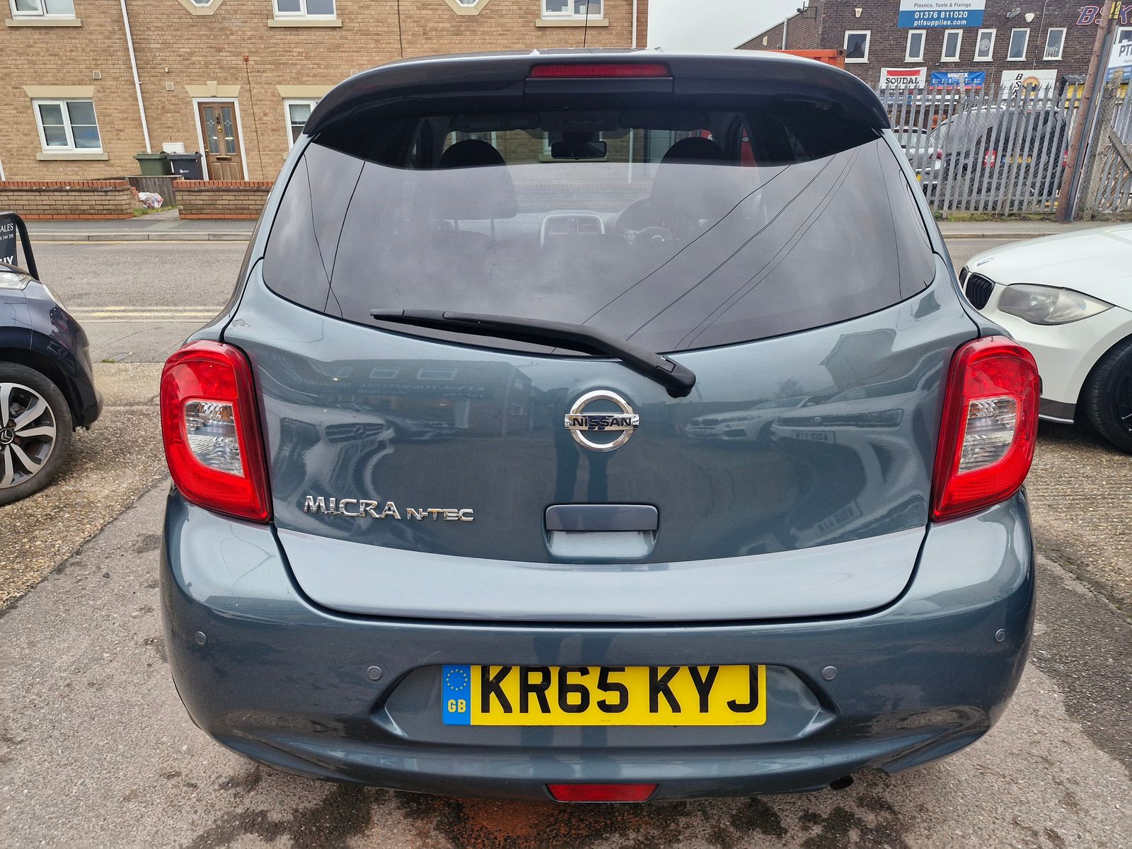Nissan Micra 1.2 n-tec Hatchback 5dr Petrol Manual Euro 6 (80 ps) 5dr Manual 2026