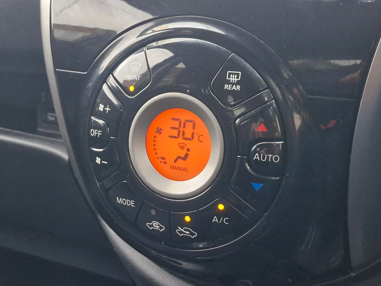 Nissan Micra 1.2 n-tec Hatchback 5dr Petrol Manual Euro 6 (80 ps) 5dr Manual 2026
