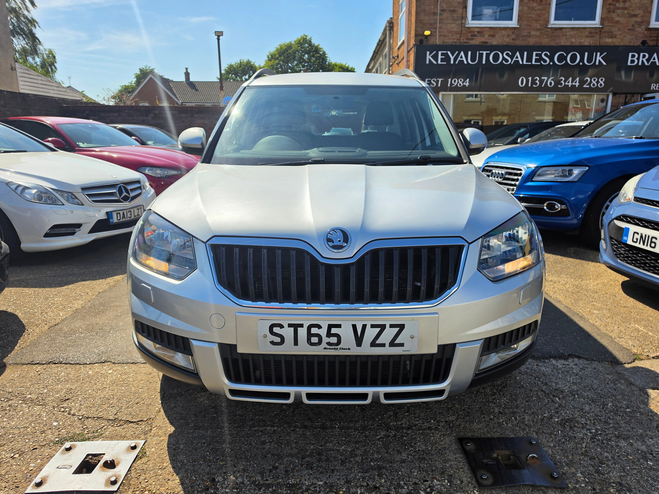 Skoda Yeti 1.2 TSI SE Outdoor 5dr Petrol Manual Euro 6 (s/s) (110 ps) 5dr Manual 2026