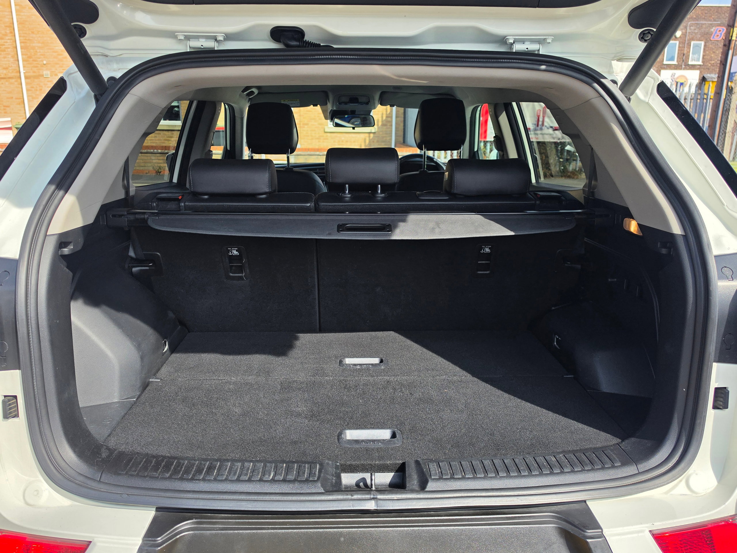 Ssangyong Korando 1.6D Ultimate SUV 5dr Diesel Auto 4WD Euro 6 (136 ps) 5dr Automatic 2026