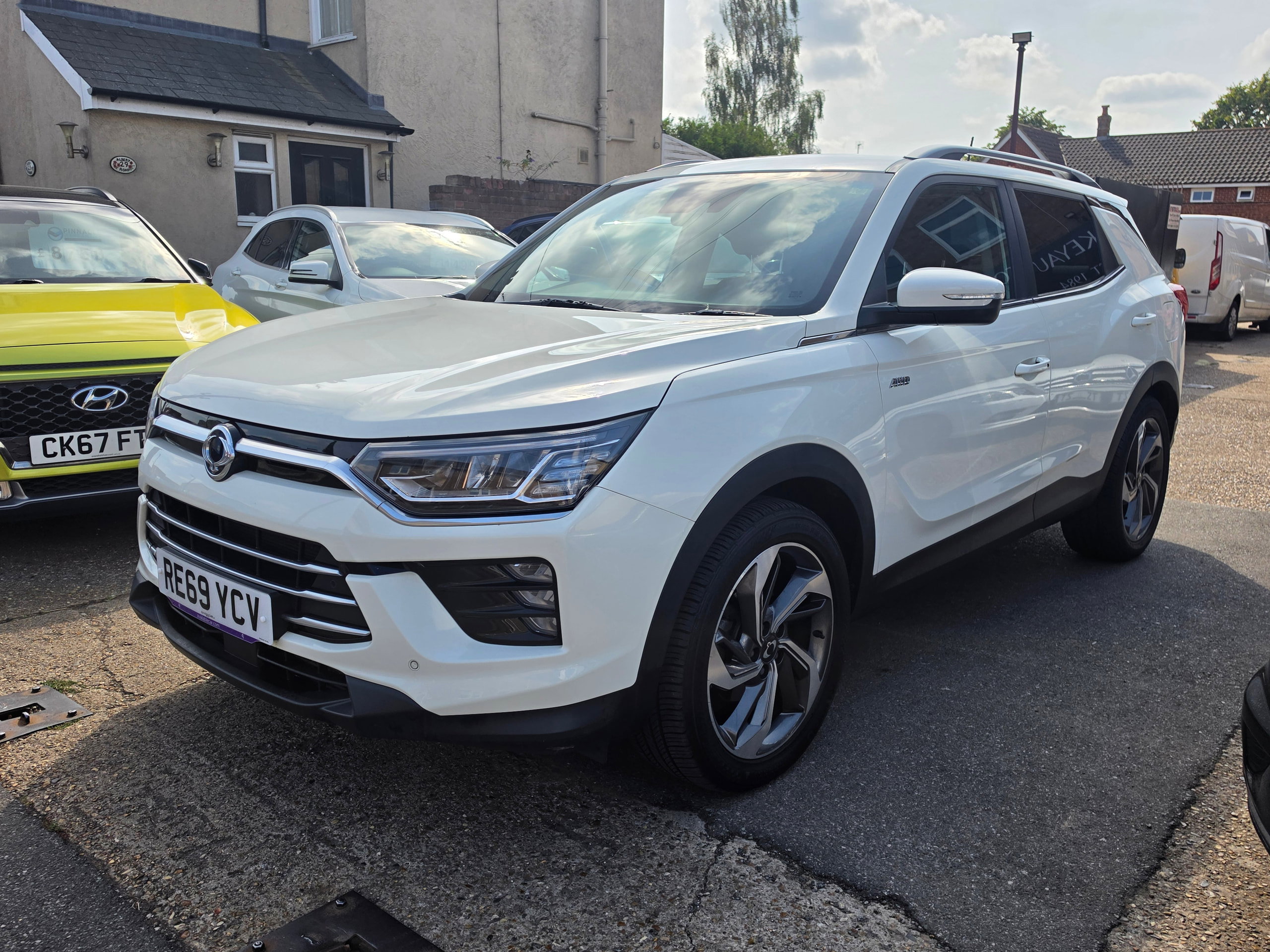 Ssangyong Korando 1.6D Ultimate SUV 5dr Diesel Auto 4WD Euro 6 (136 ps) 5dr Automatic 2026