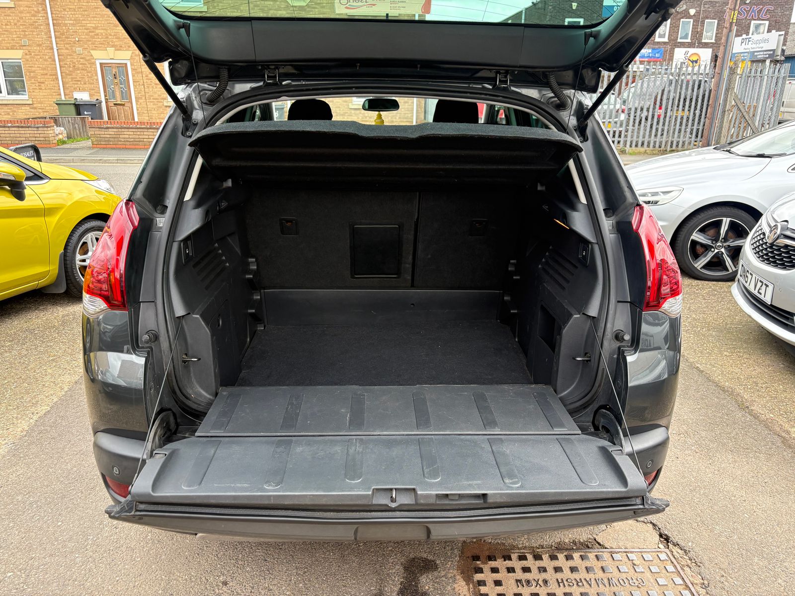 Peugeot 3008 1.6 BlueHDi Allure SUV 5dr Diesel Manual Euro 6 (s/s) (120 ps) 5dr Manual 2026