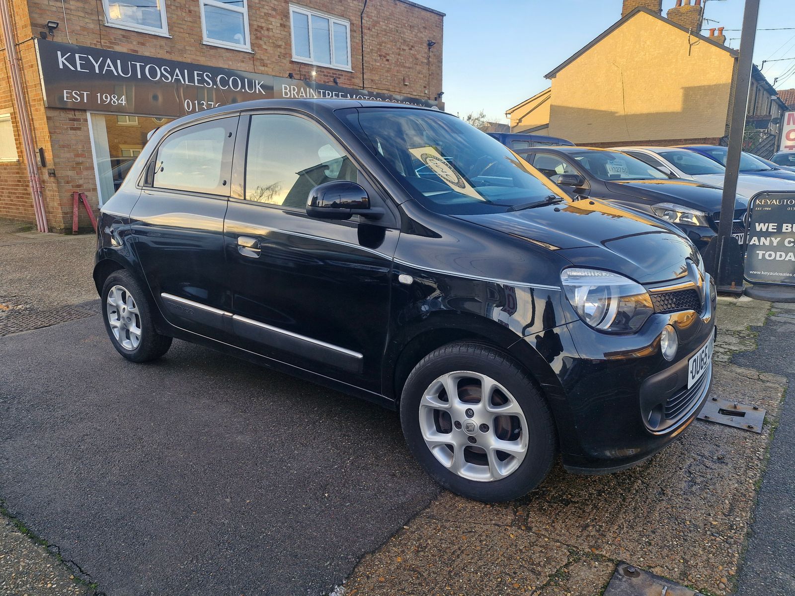 Renault Twingo 1.0 SCe Dynamique Hatchback 5dr Petrol Manual Euro 6 (s/s) (70 ps) 5dr Manual 2026