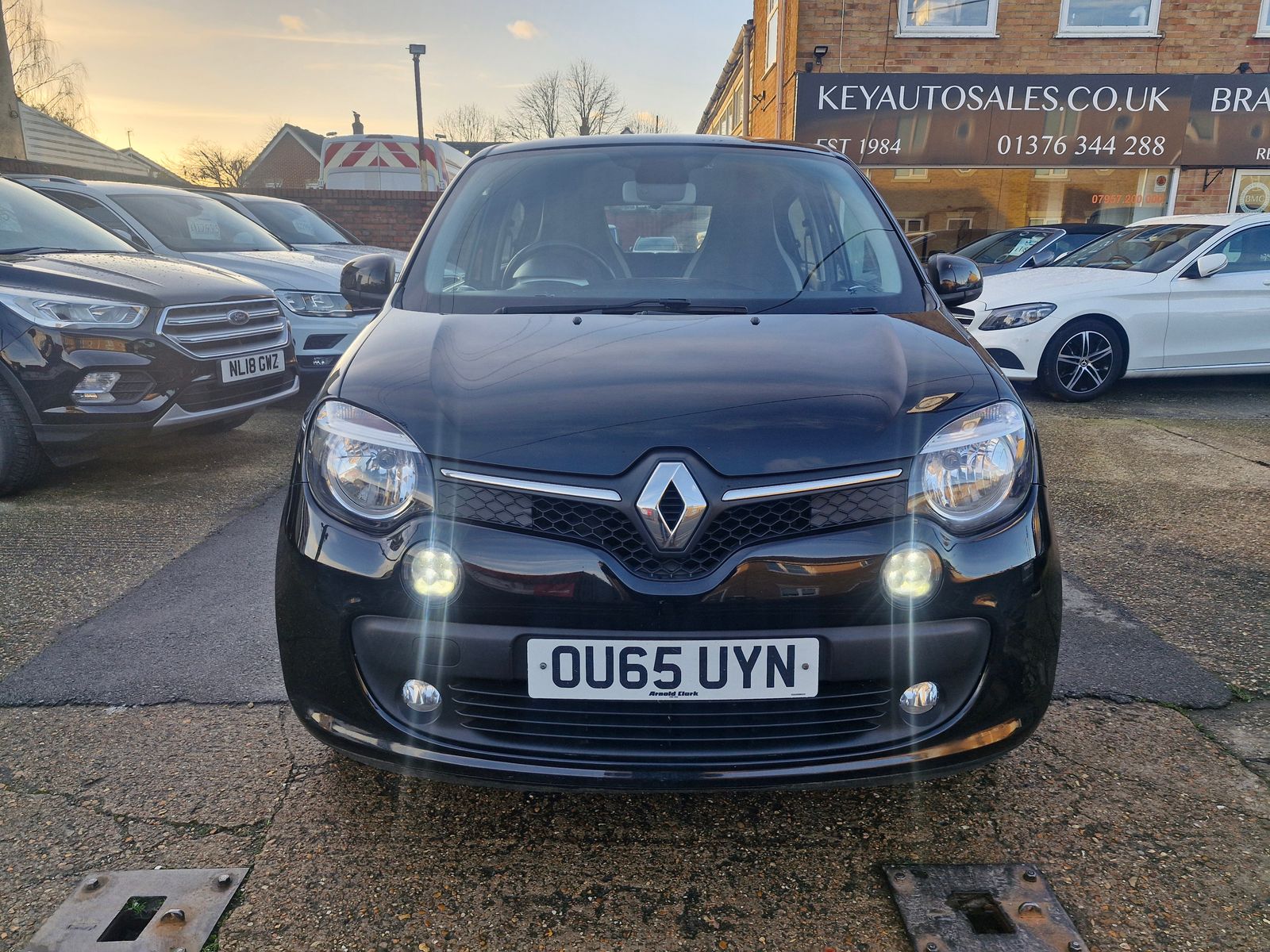 Renault Twingo 1.0 SCe Dynamique Hatchback 5dr Petrol Manual Euro 6 (s/s) (70 ps) 5dr Manual 2026