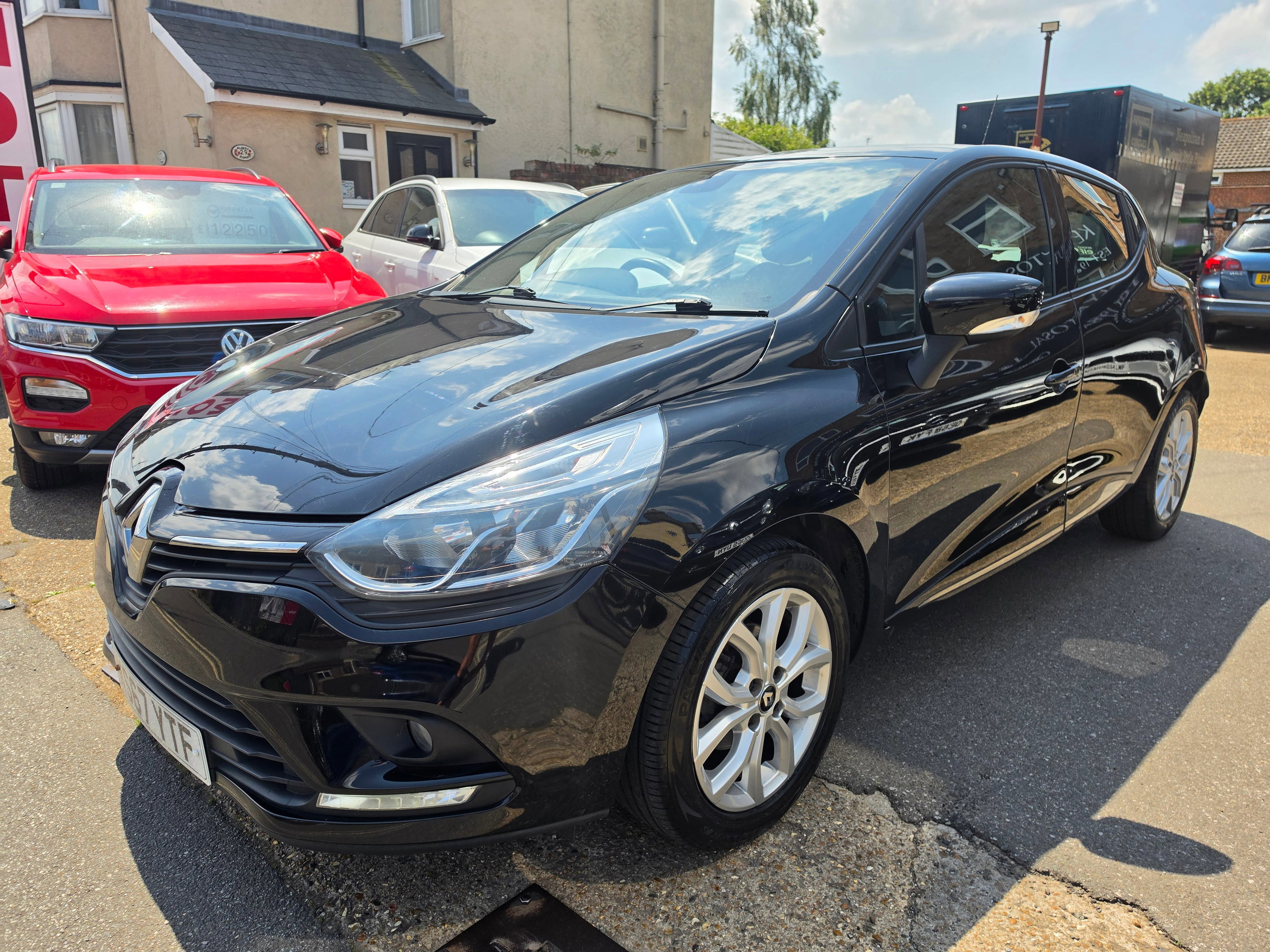 Renault Clio 0.9 TCe Dynamique Nav Hatchback 5dr Petrol Manual Euro 6 (s/s) (90 ps) 5dr Manual 2026