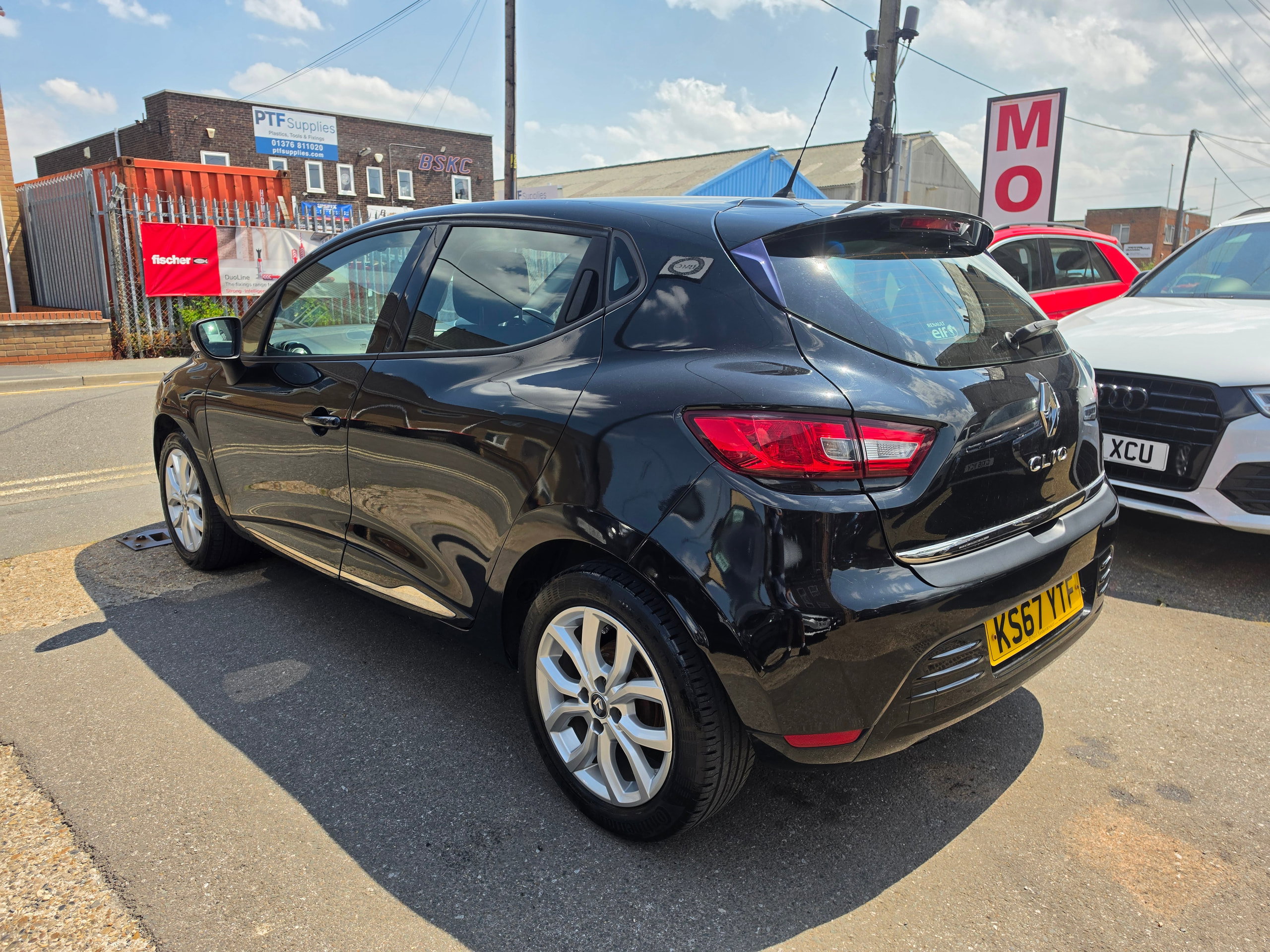 Renault Clio 0.9 TCe Dynamique Nav Hatchback 5dr Petrol Manual Euro 6 (s/s) (90 ps) 5dr Manual 2026