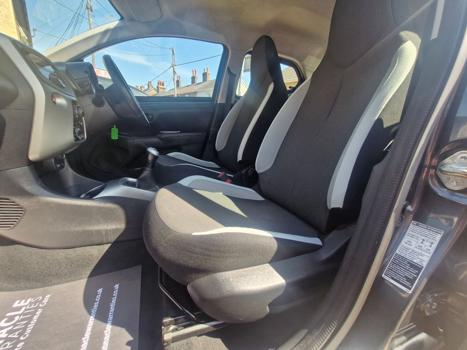 Toyota Aygo 1.0 VVT-i x-play Hatchback 5dr Petrol Manual Euro 5 Euro 5 (68 ps) 5dr Manual 2026