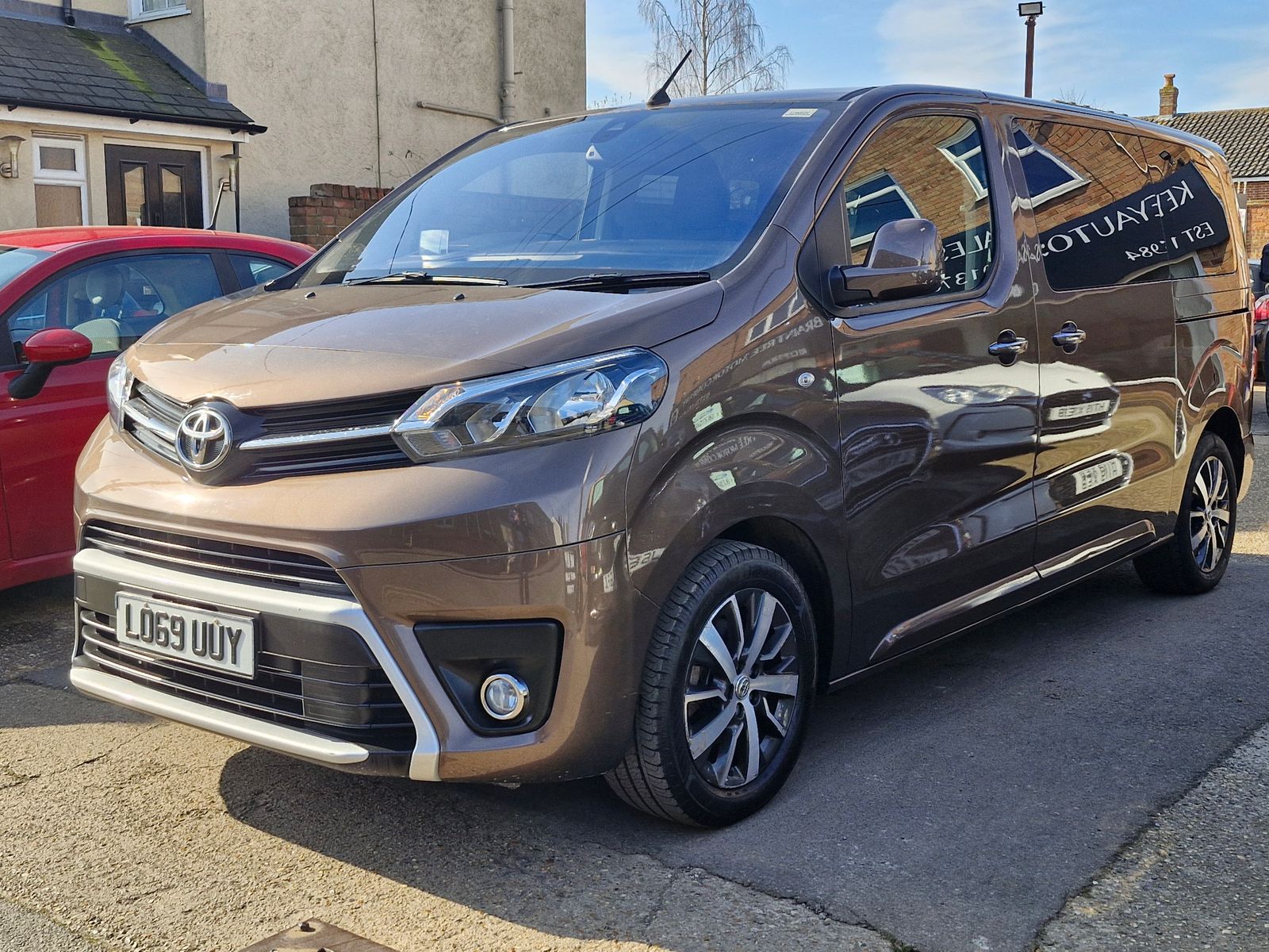 Toyota PROACE Verso 2.0D Family Medium MPV 5dr Diesel Auto MWB Euro 6 (s/s) (8 Seat) (180 ps) 5dr Automatic 2026