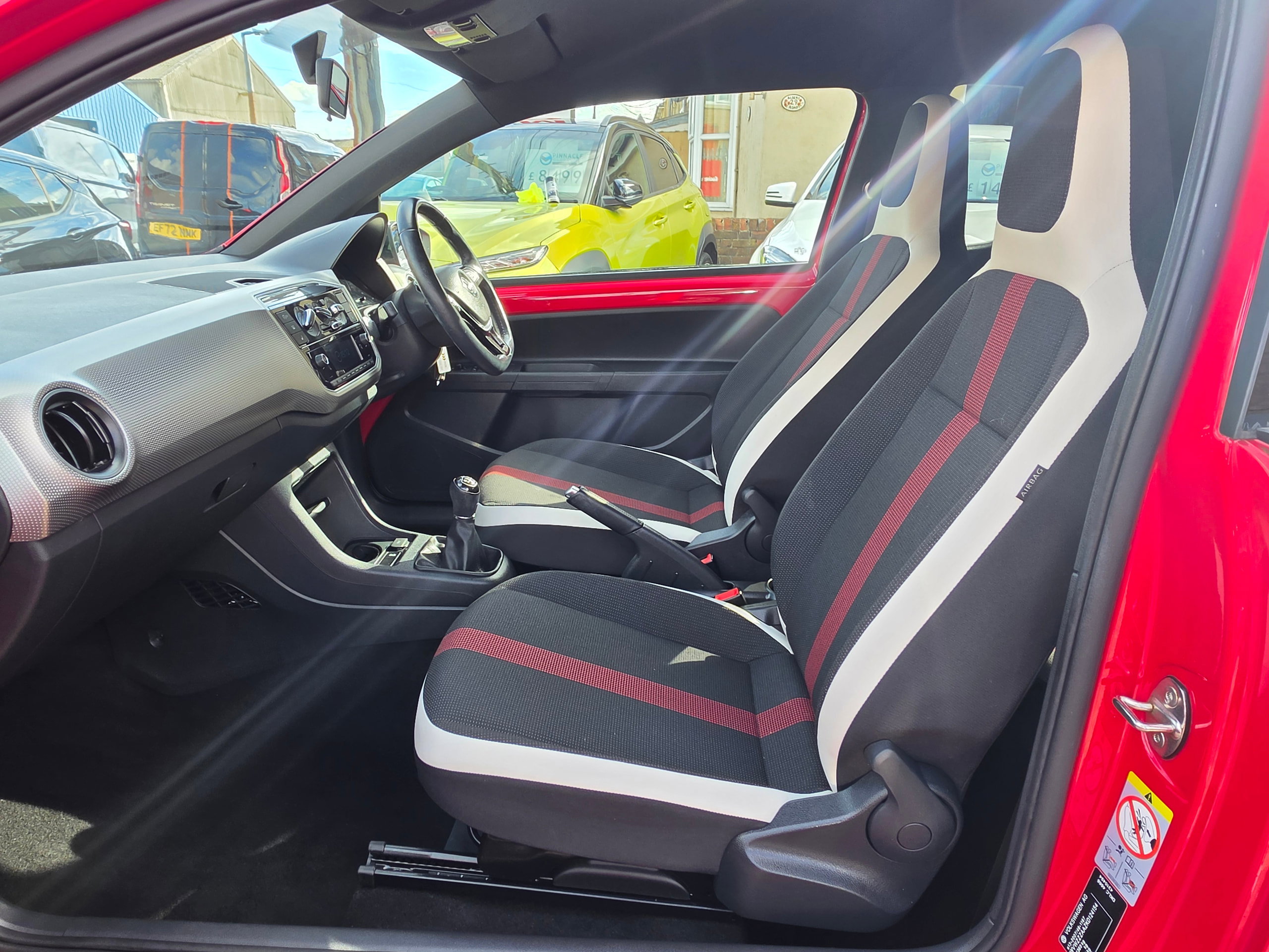 Volkswagen up! 1.0 High up! Hatchback 3dr Petrol Manual Euro 6 (s/s) (90 ps) 3dr Manual 2026