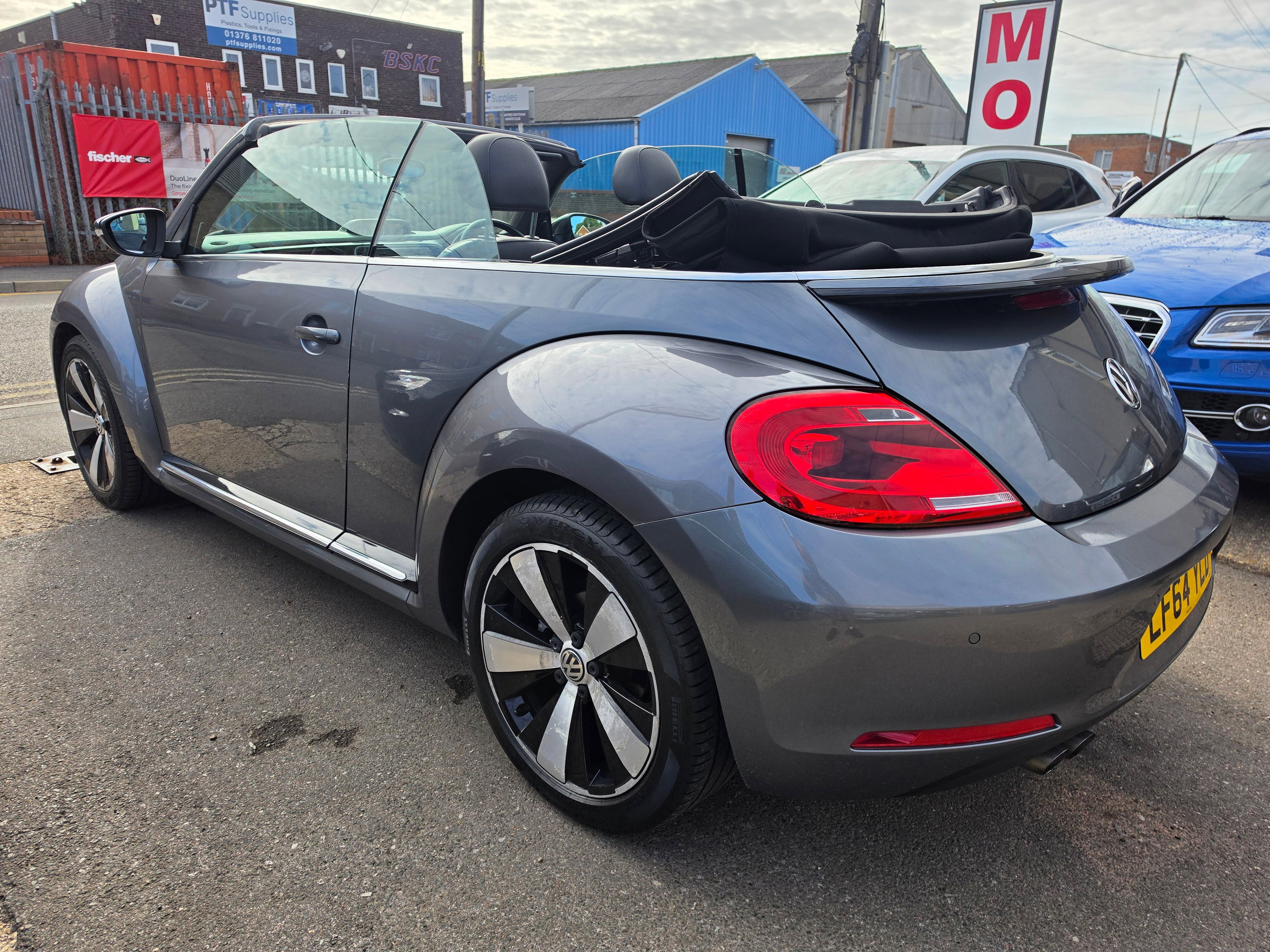 Volkswagen Beetle 2.0 TDI Sport Cabriolet 2dr Diesel DSG Euro 5 (140 ps) 2dr Automatic 2026