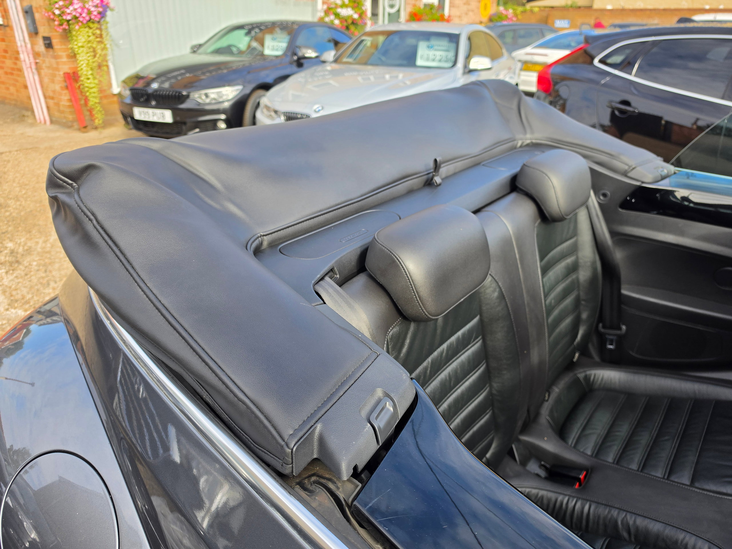 Volkswagen Beetle 2.0 TDI Sport Cabriolet 2dr Diesel DSG Euro 5 (140 ps) 2dr Automatic 2026