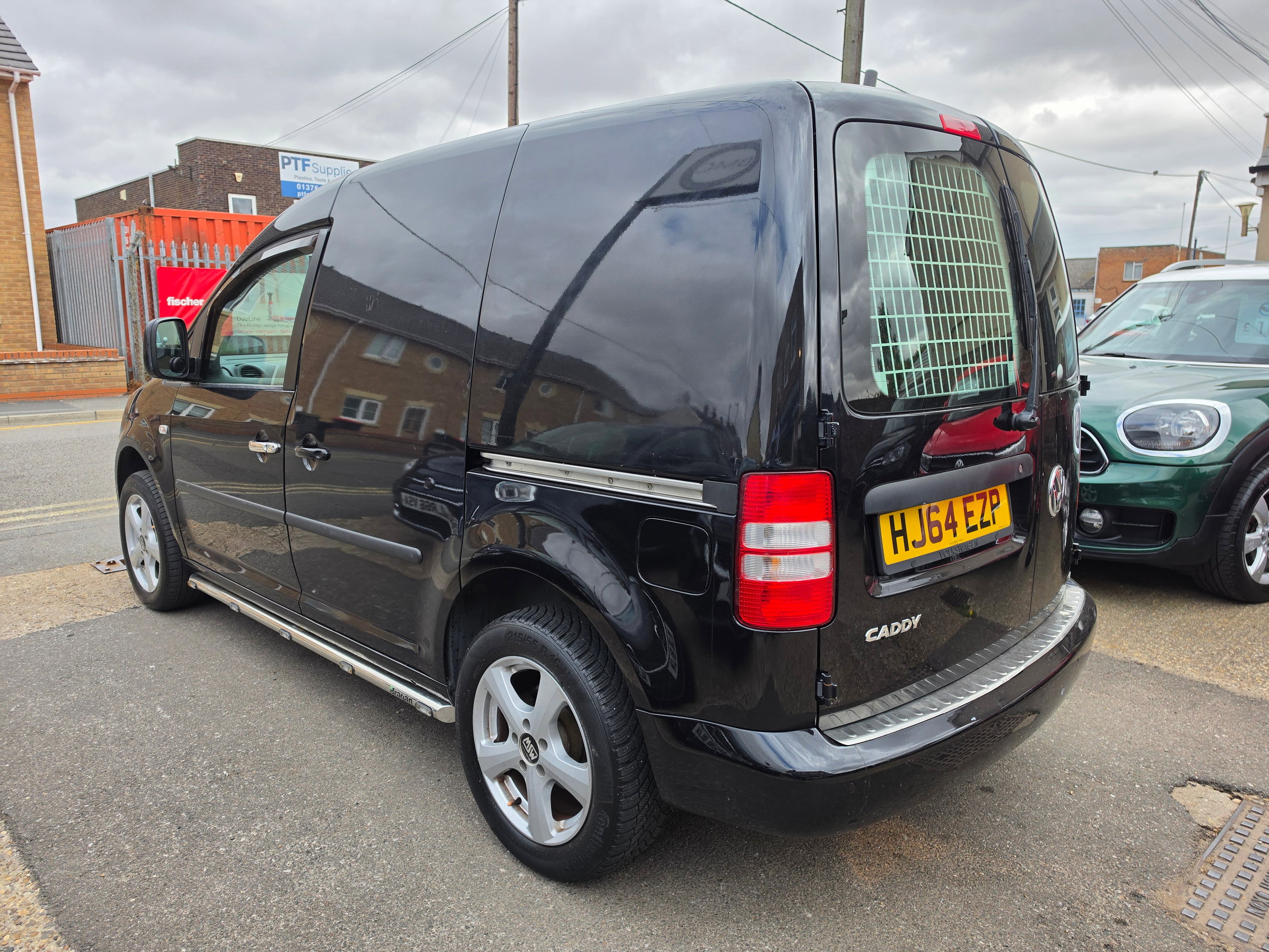 Volkswagen Caddy 1.6 TDI BlueMotion Tech C20 Trendline Panel Van 4dr Diesel Manual L1 H1 (134 g/km, 101 bhp) 4dr Manual 2026