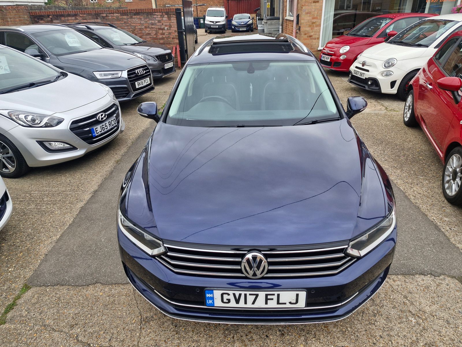 Volkswagen Passat 2.0L GT TDI BlueMotion Technology Estate 5dr Diesel Manual Euro 6 (148 bhp) 5dr Manual 2026