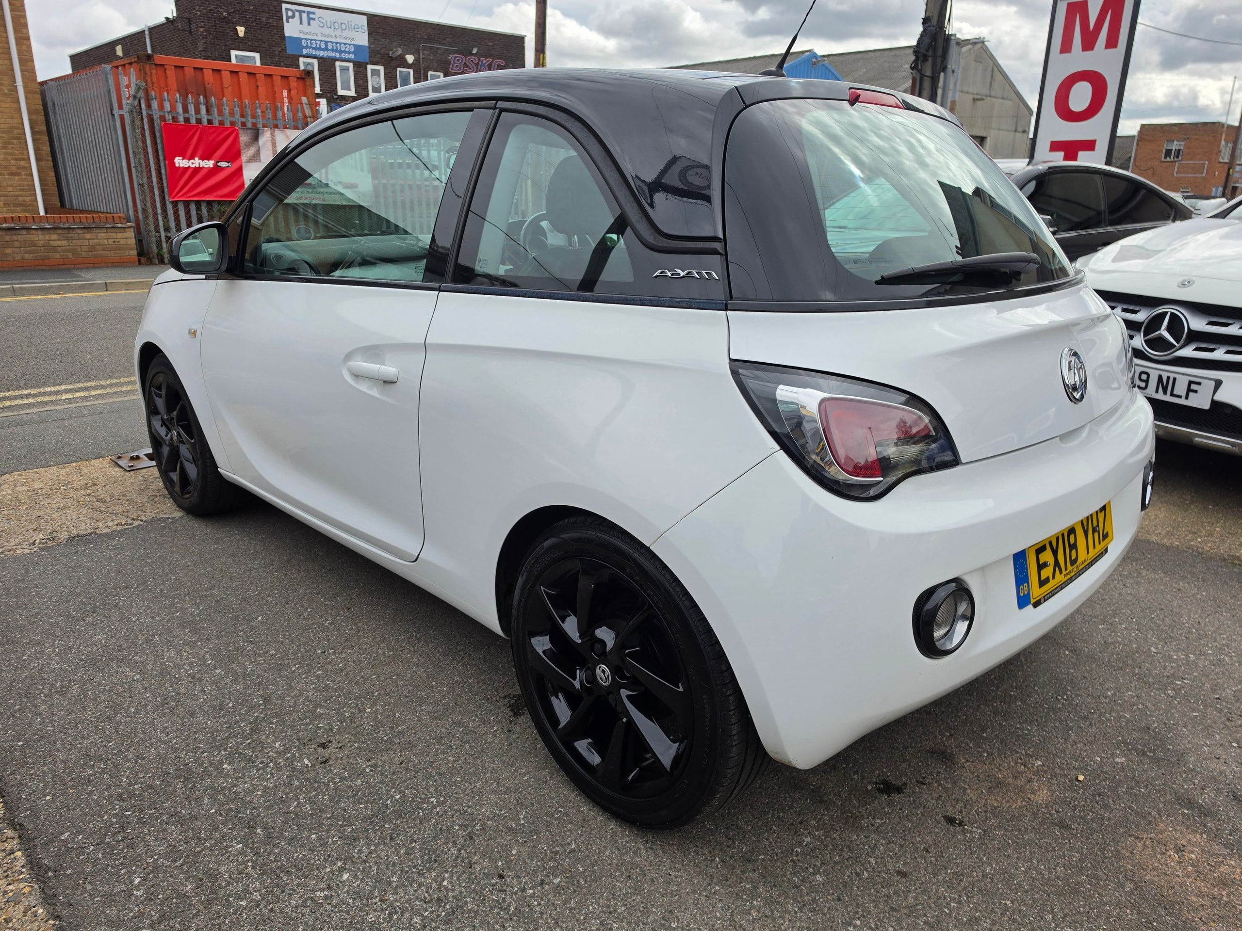 Vauxhall ADAM 1.2i ecoFLEX ENERGISED Hatchback 3dr Petrol Manual Euro 6 (s/s) (70 ps) 3dr Manual 2026