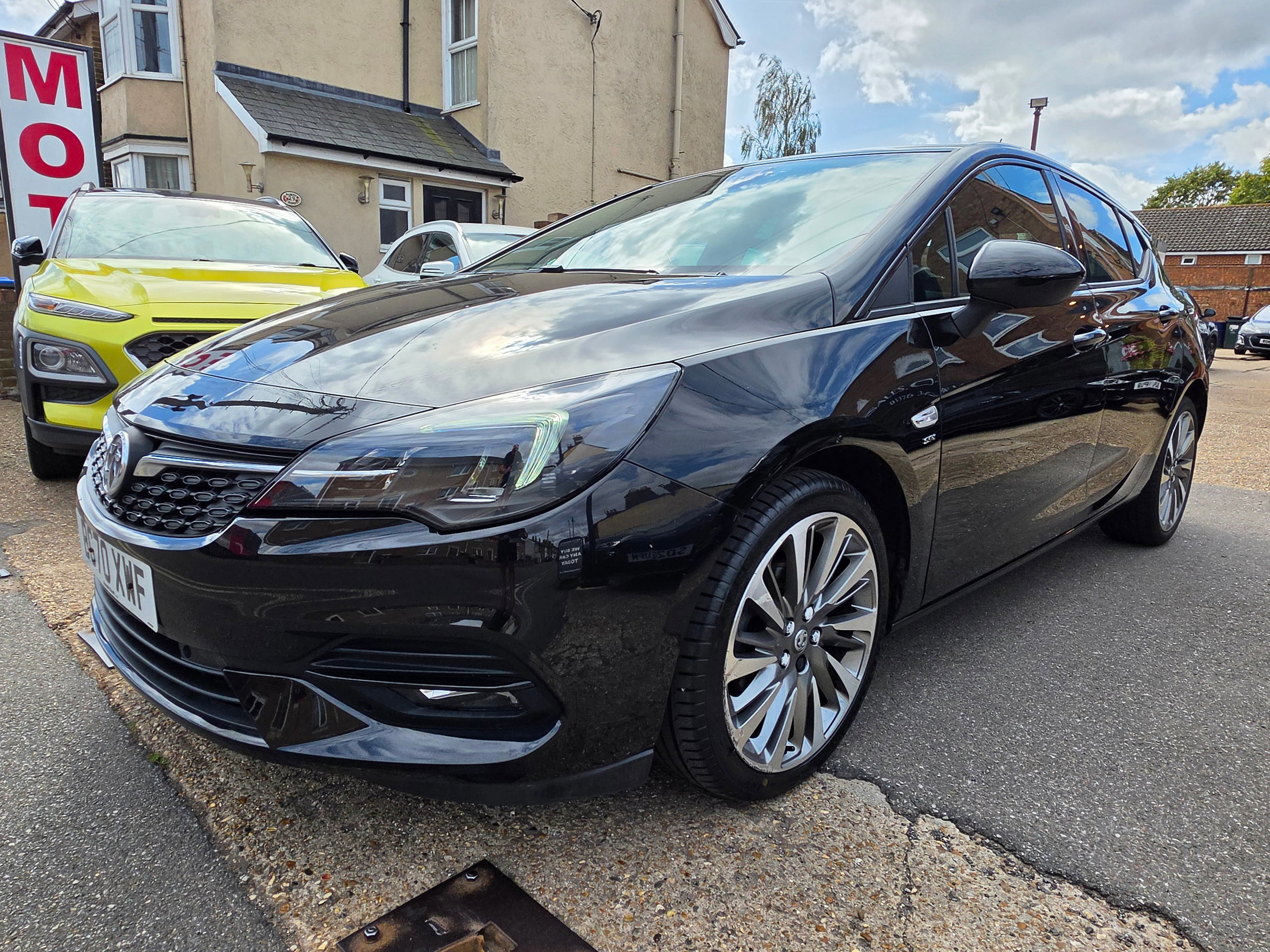 Vauxhall Astra 1.2 Turbo SRi VX Line Nav Hatchback 5dr Petrol Manual Euro 6 (s/s) (145 ps) 5dr Manual 2026