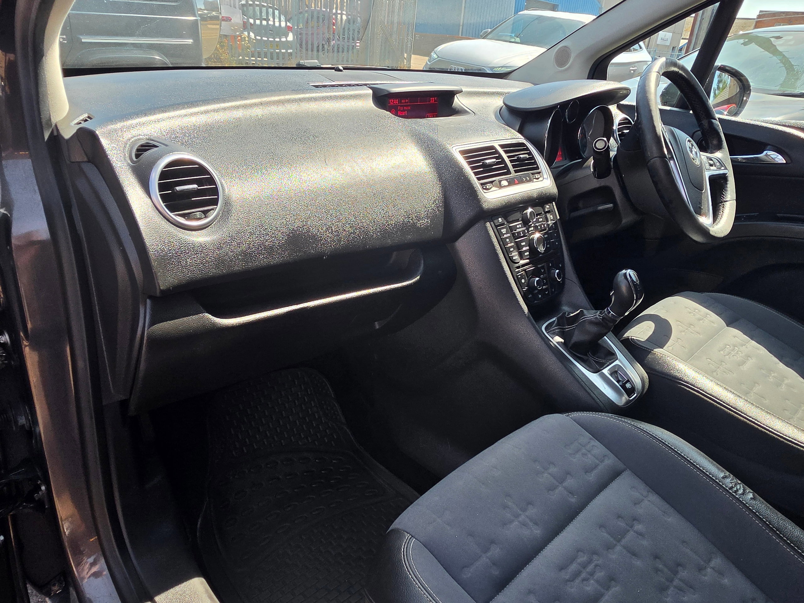Vauxhall Meriva 1.4i Tech Line MPV 5dr Petrol Manual Euro 6 (100 ps) 5dr Manual 2026