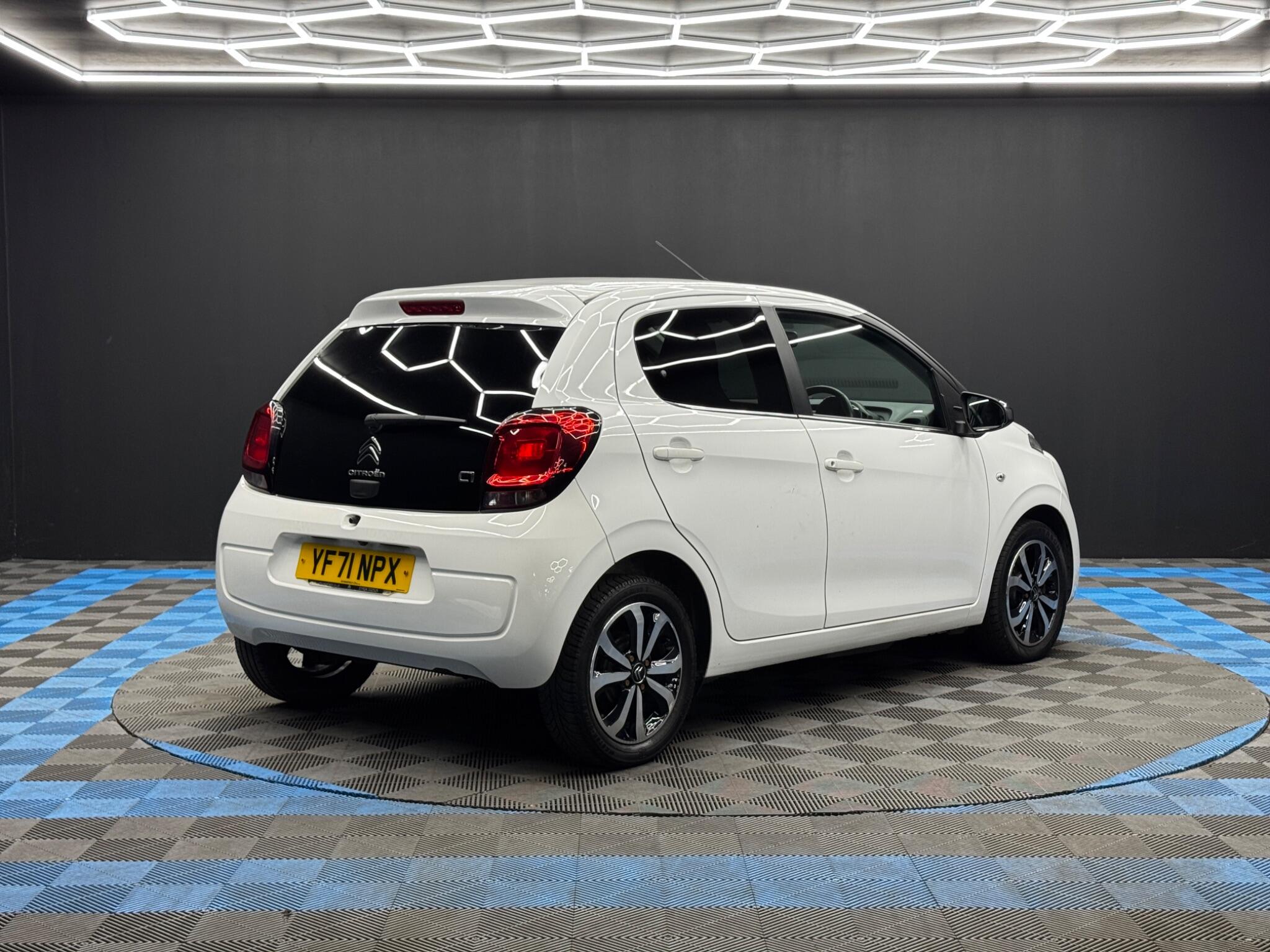 Citroen C1 1.0 VTi Shine Euro 6 (s/s) 5dr 5dr Manual 2026
