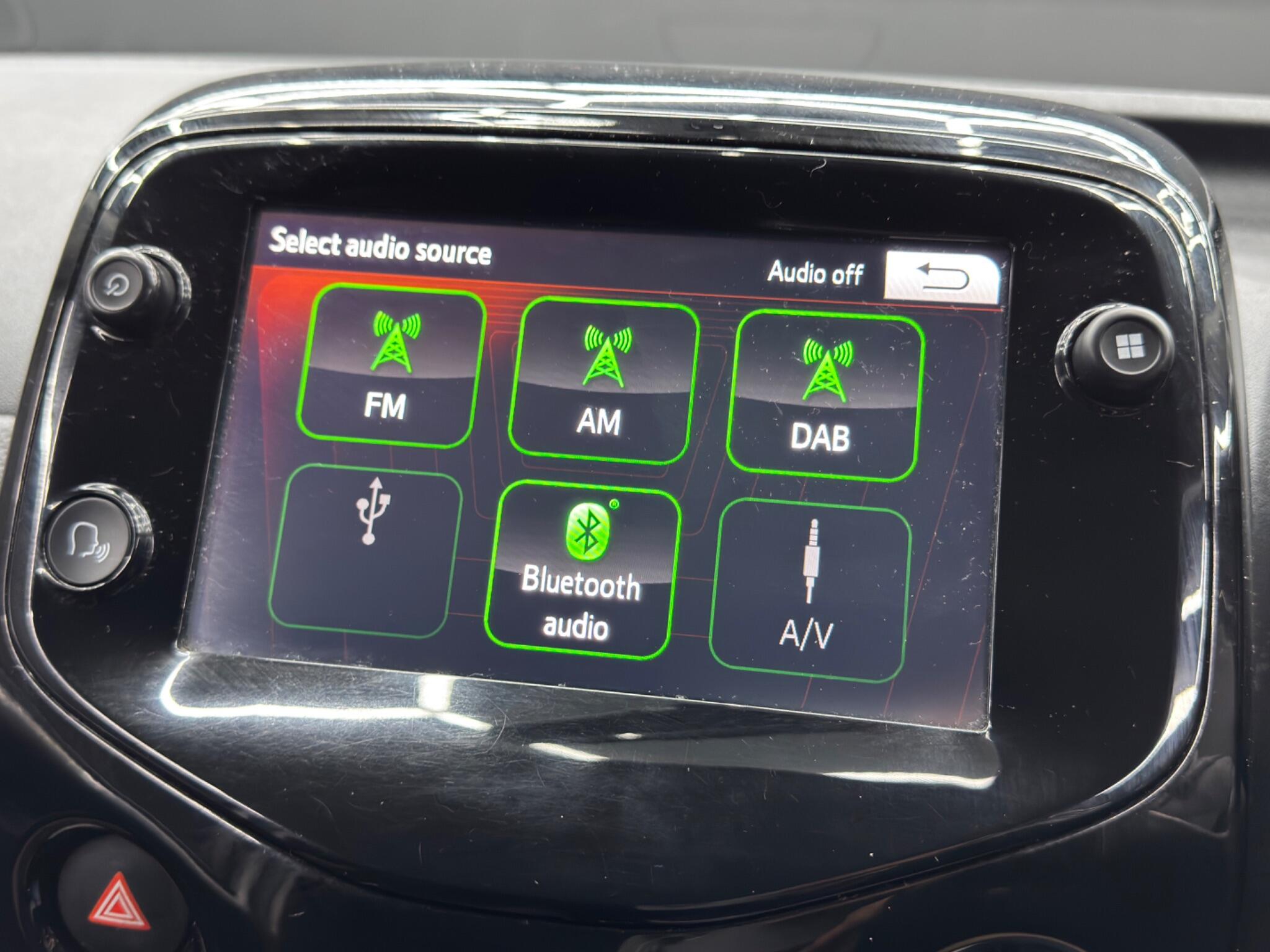Citroen C1 1.0 VTi Shine Euro 6 (s/s) 5dr 5dr Manual 2026