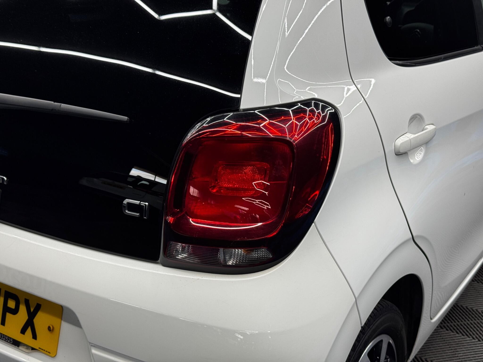 Citroen C1 1.0 VTi Shine Euro 6 (s/s) 5dr 5dr Manual 2026