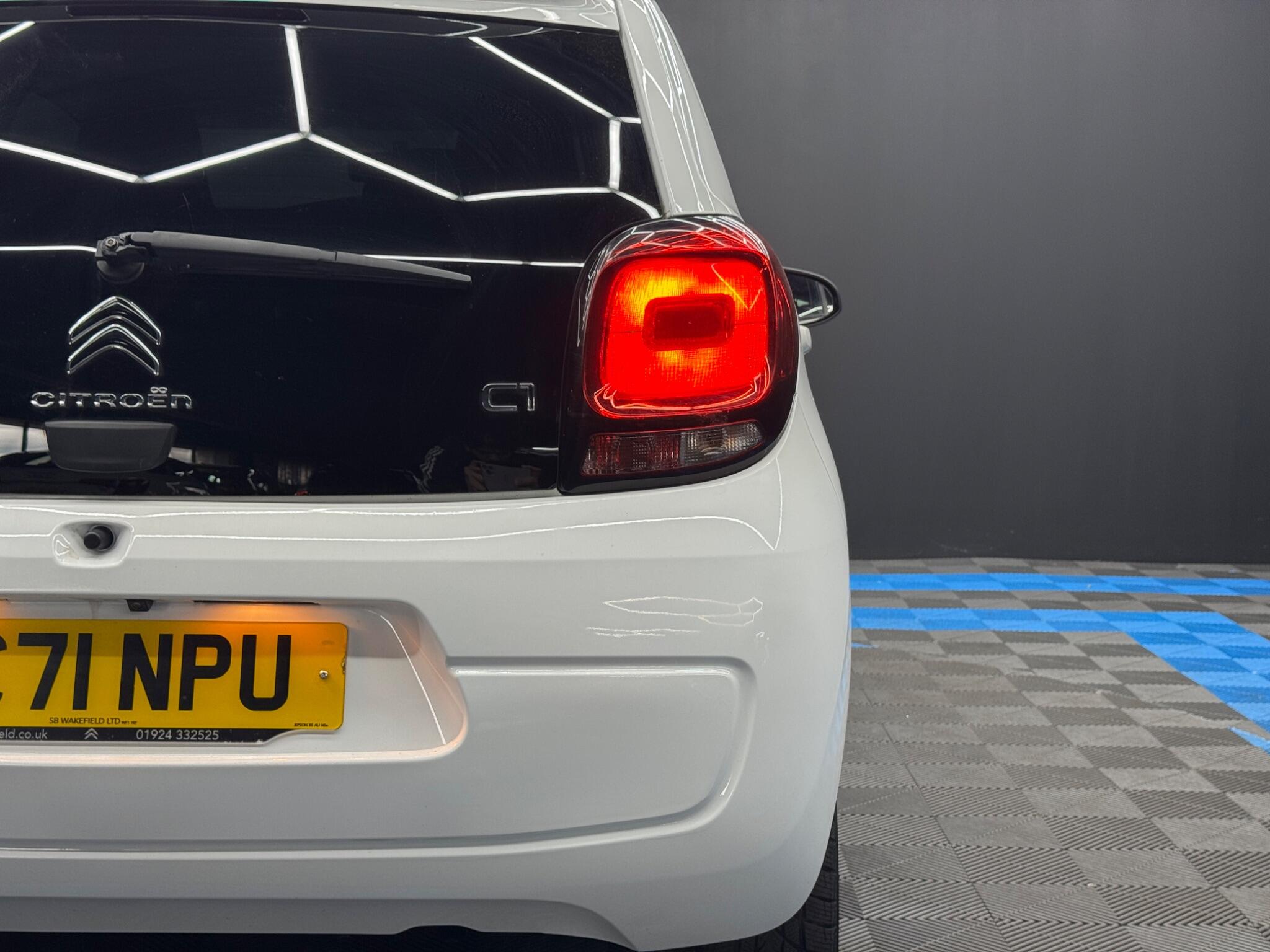 Citroen C1 1.0 VTi Shine Euro 6 (s/s) 5dr 5dr Manual 2026