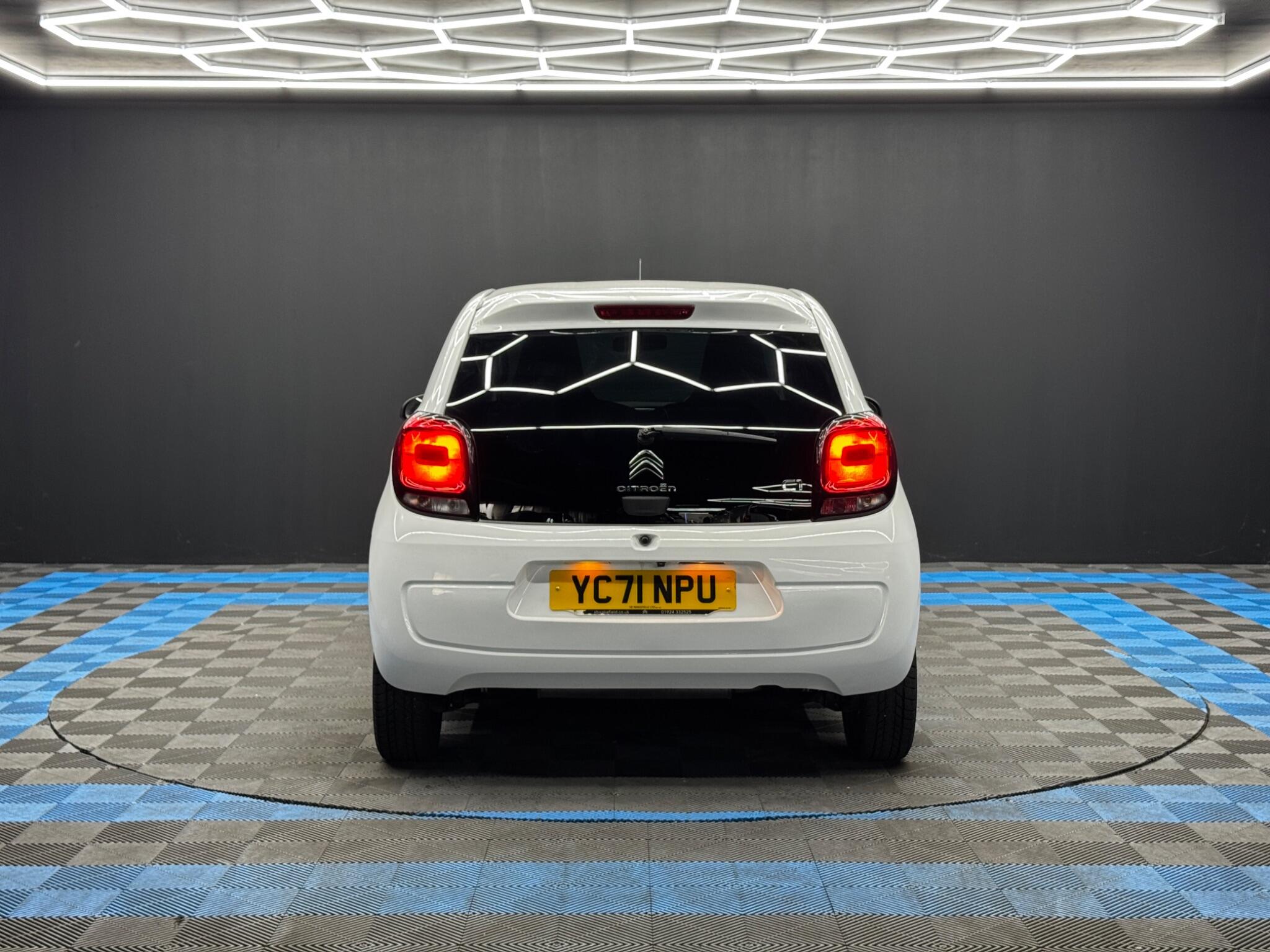Citroen C1 1.0 VTi Shine Euro 6 (s/s) 5dr 5dr Manual 2026