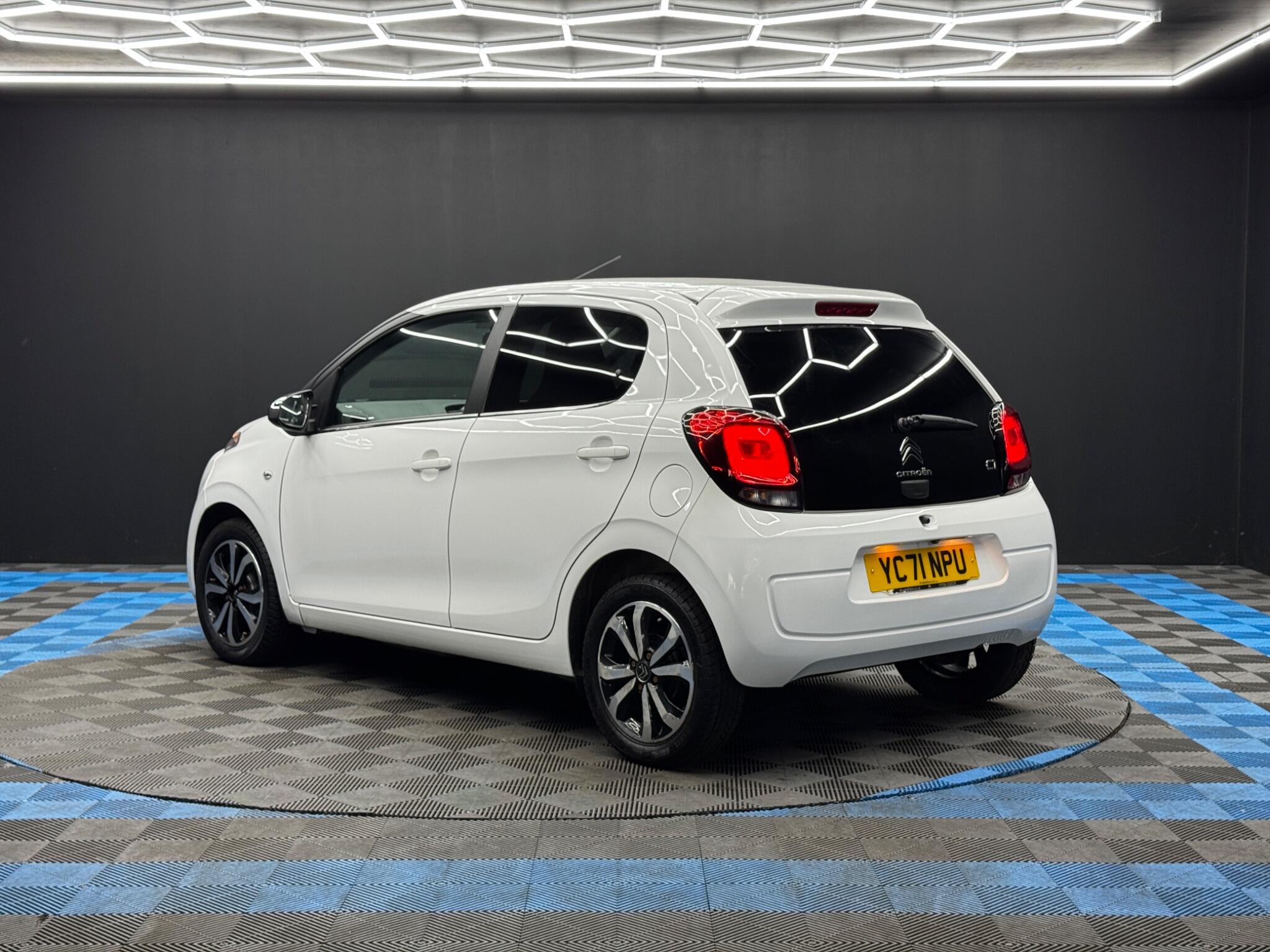 Citroen C1 1.0 VTi Shine Euro 6 (s/s) 5dr 5dr Manual 2026