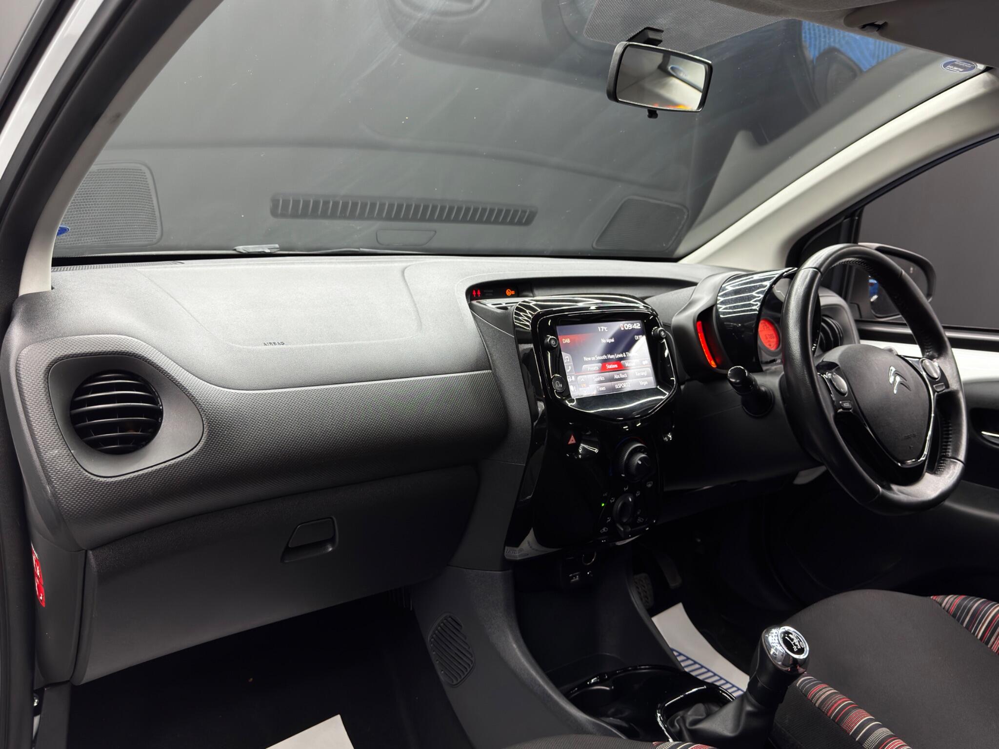 Citroen C1 1.0 VTi Shine Euro 6 (s/s) 5dr 5dr Manual 2026