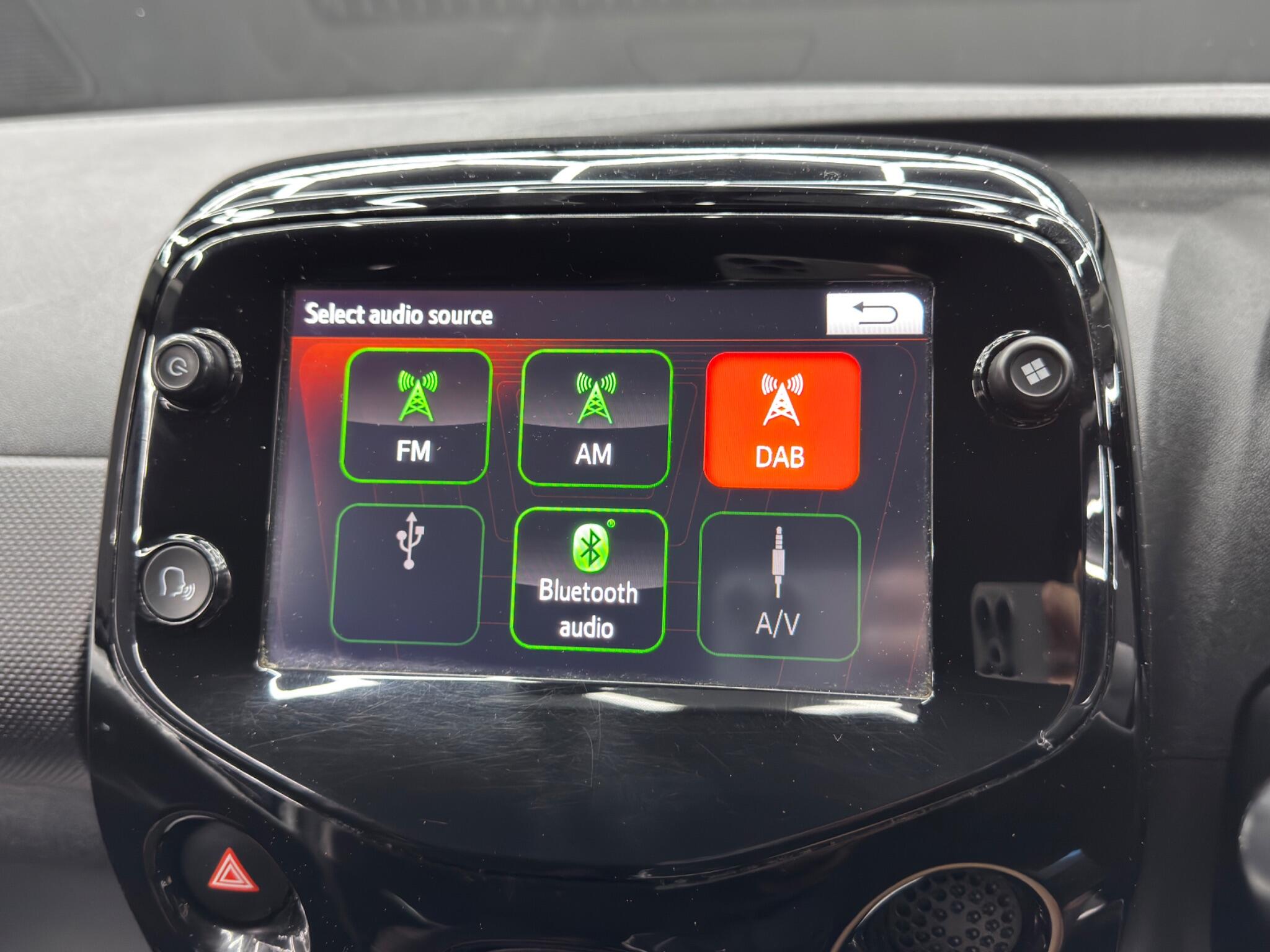 Citroen C1 1.0 VTi Shine Euro 6 (s/s) 5dr 5dr Manual 2026