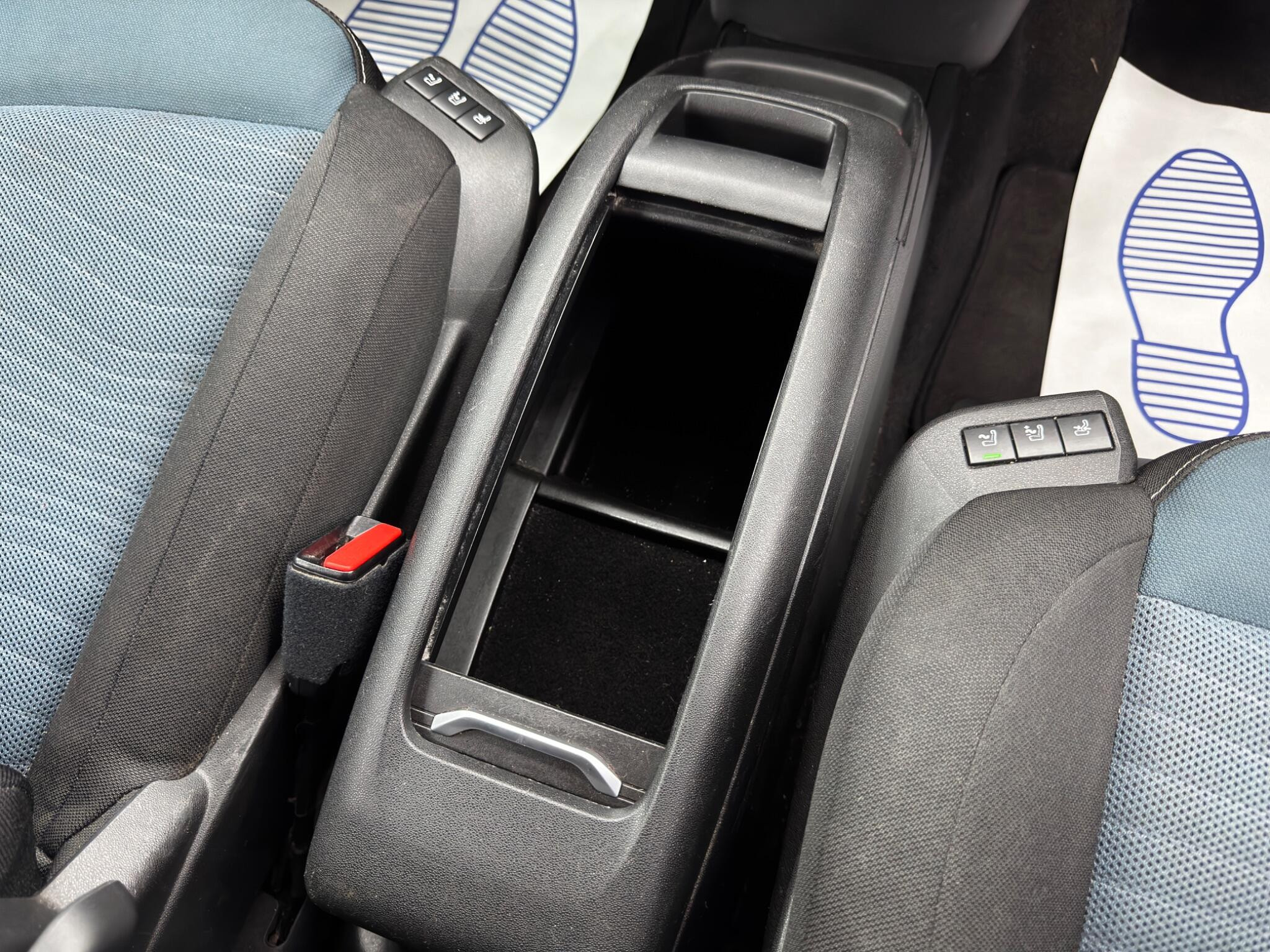 Citroen Grand C4 Picasso 1.6 BlueHDi Feel EAT6 Euro 6 (s/s) 5dr 5dr Automatic 2026