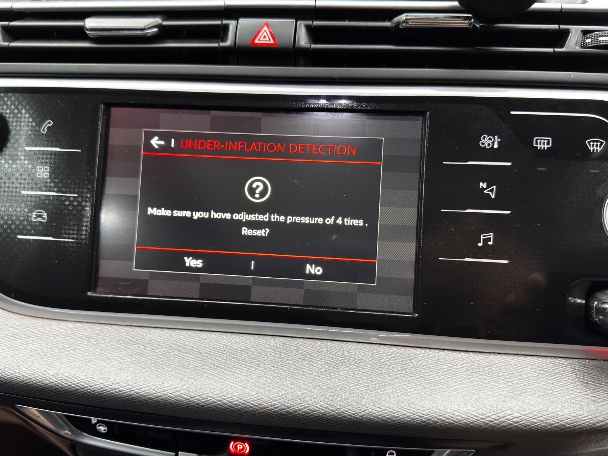 Citroen Grand C4 Picasso 1.6 BlueHDi Flair Euro 6 (s/s) 5dr 5dr Manual 2026