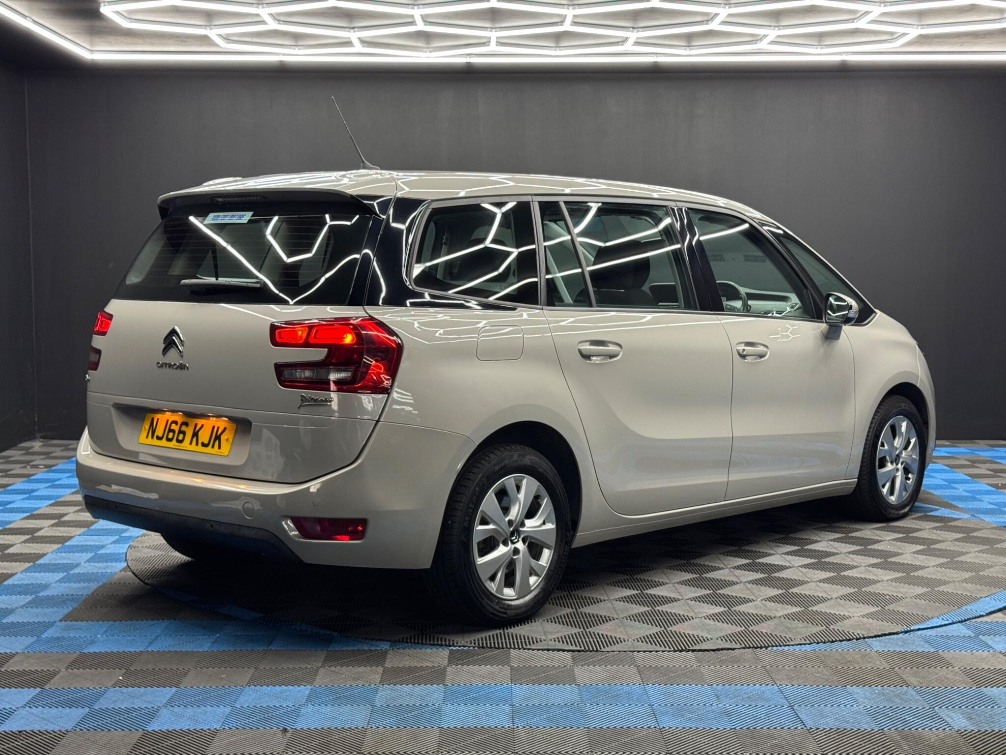 Citroen Grand C4 Picasso 1.6 BlueHDi Touch Edition Euro 6 (s/s) 5dr 5dr Manual 2026