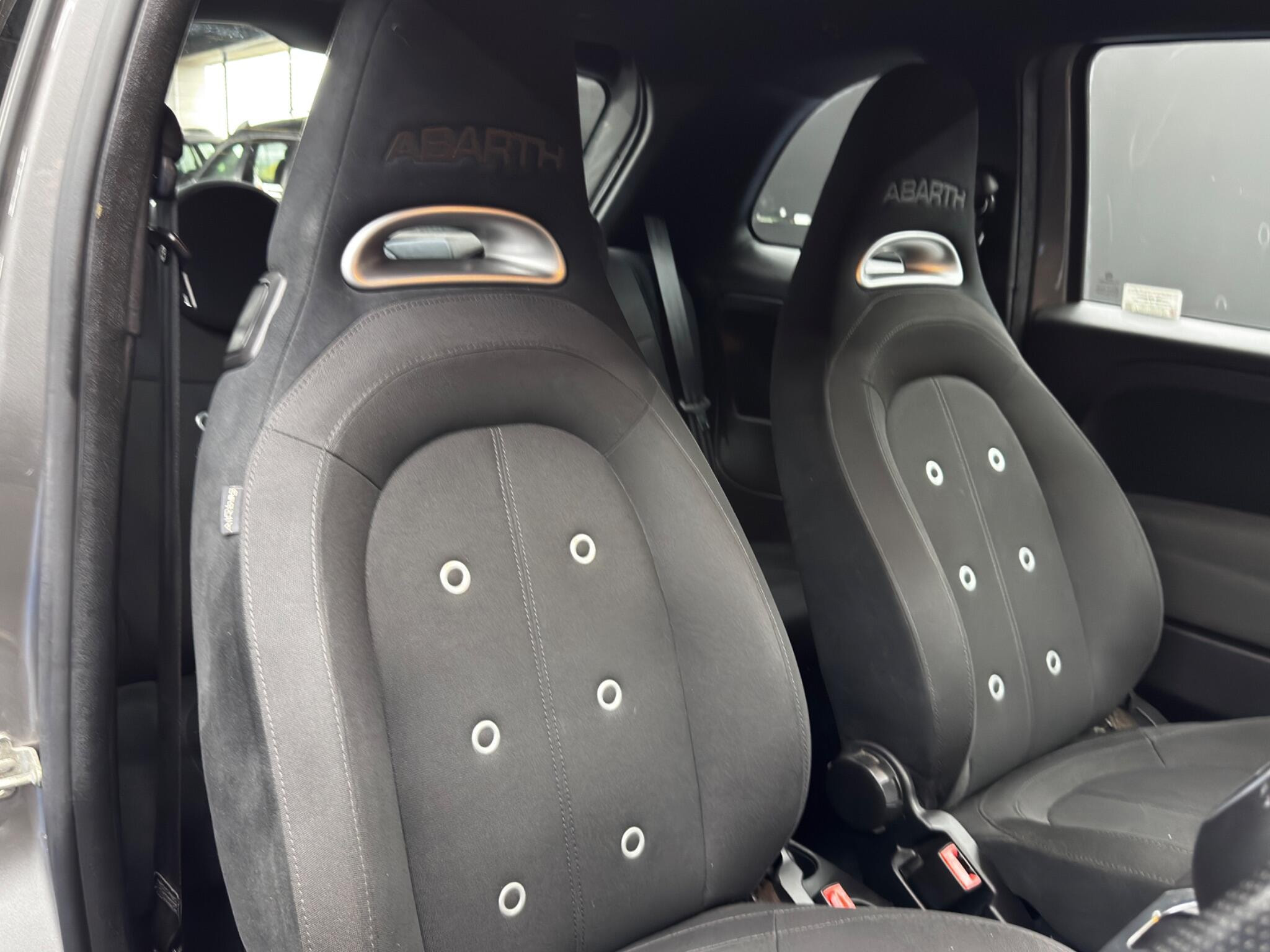 Abarth 595 1.4 T-Jet Euro 6 3dr 3dr Manual 2026