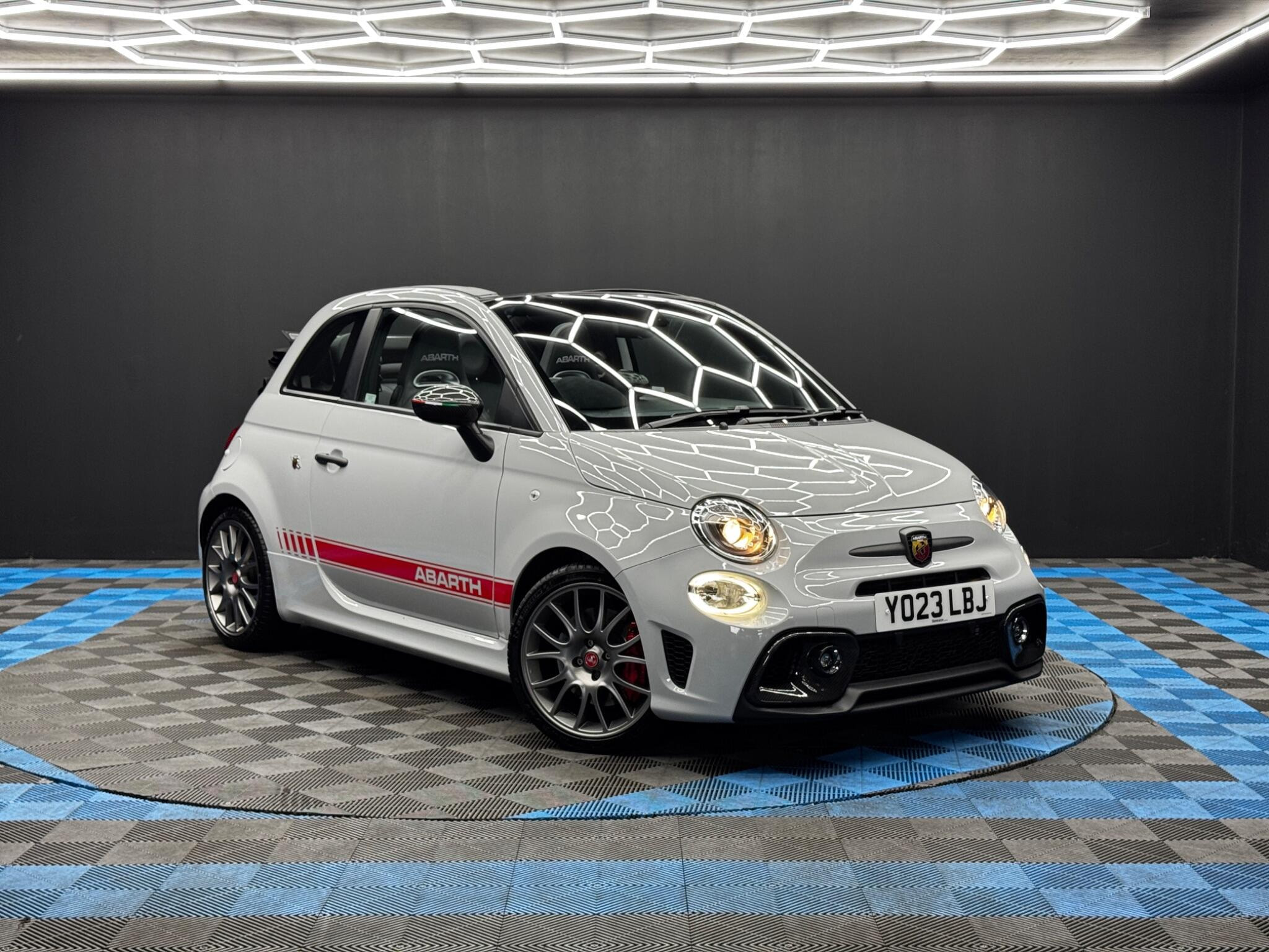 Abarth 695C 1.4 T-Jet Turismo Cabrio Euro 6 2dr 2dr Manual 2026