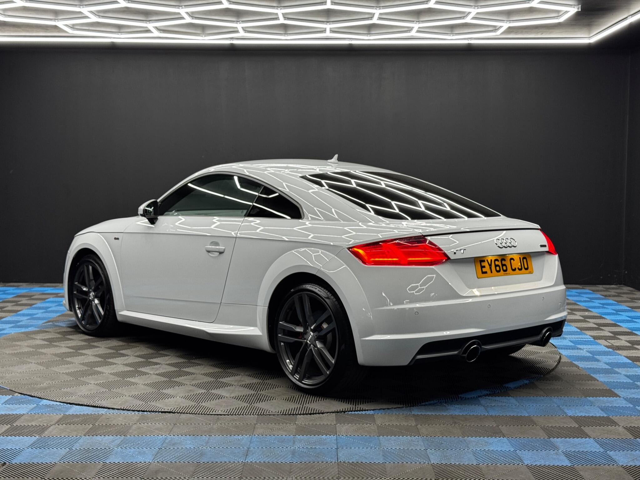 Audi TT 2.0 TFSI S line S Tronic quattro Euro 6 (s/s) 3dr 3dr Automatic 2026