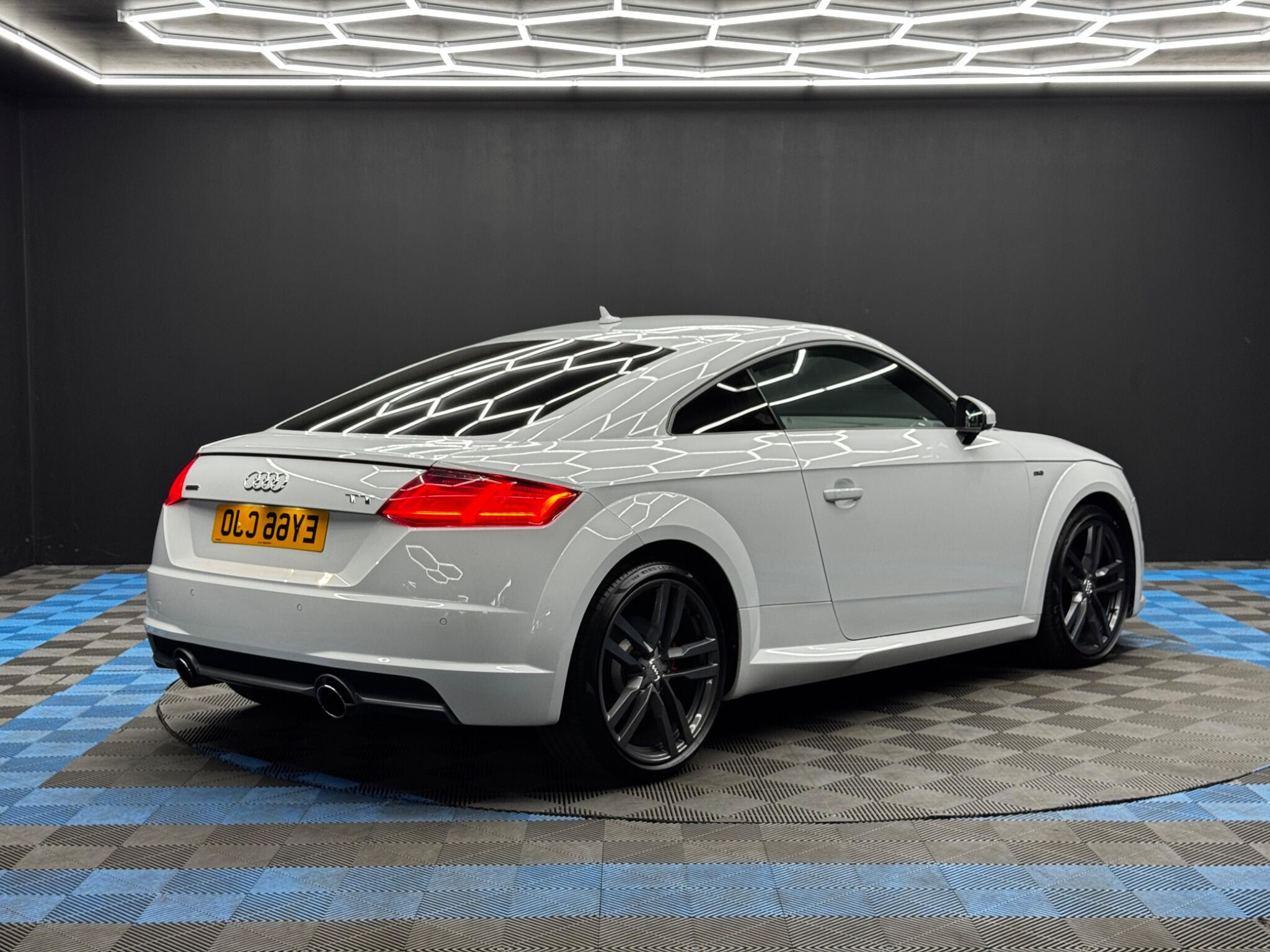 Audi TT 2.0 TFSI S line S Tronic quattro Euro 6 (s/s) 3dr 3dr Automatic 2026