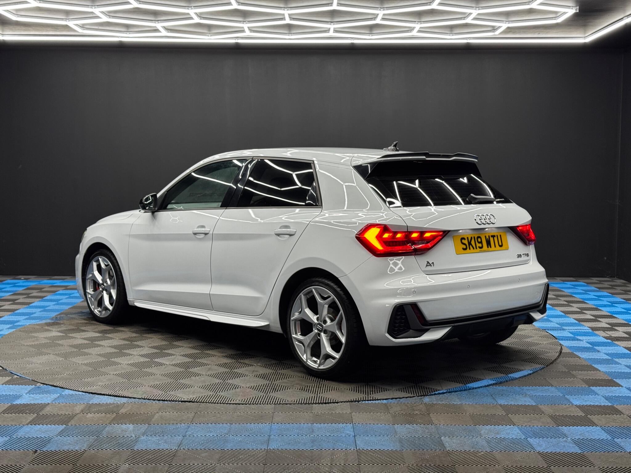 Audi A1 1.5 TFSI 35 S line Sportback Euro 6 (s/s) 5dr 5dr Manual 2026