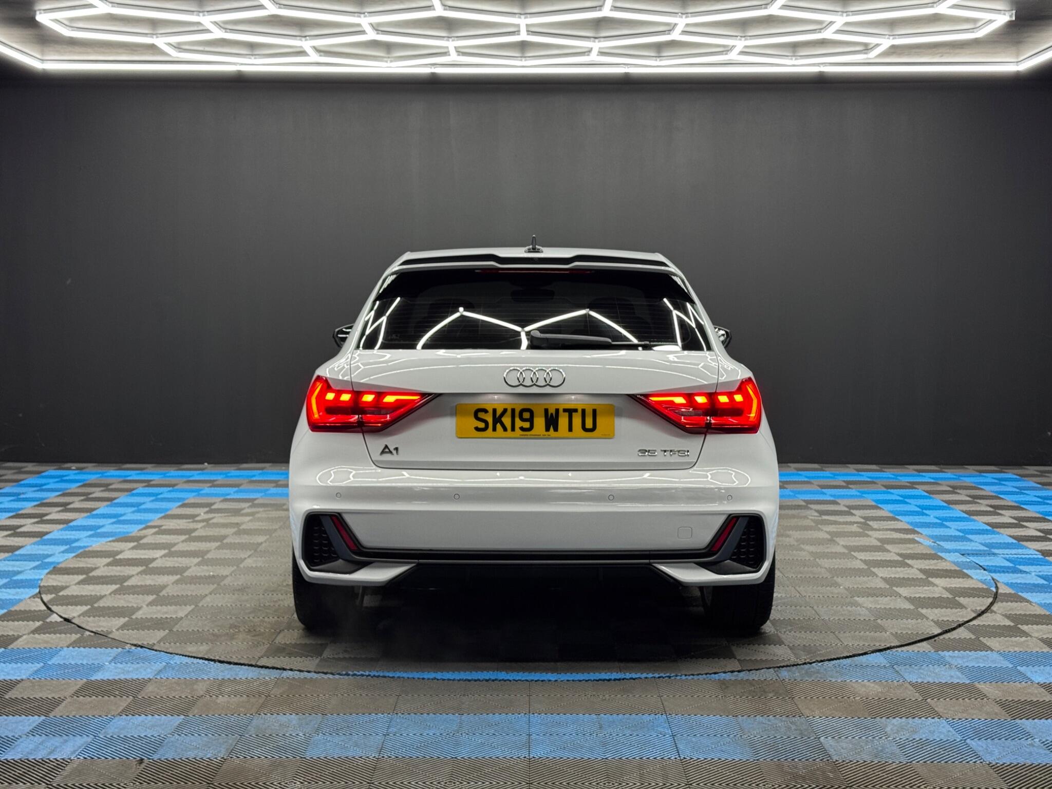 Audi A1 1.5 TFSI 35 S line Sportback Euro 6 (s/s) 5dr 5dr Manual 2026