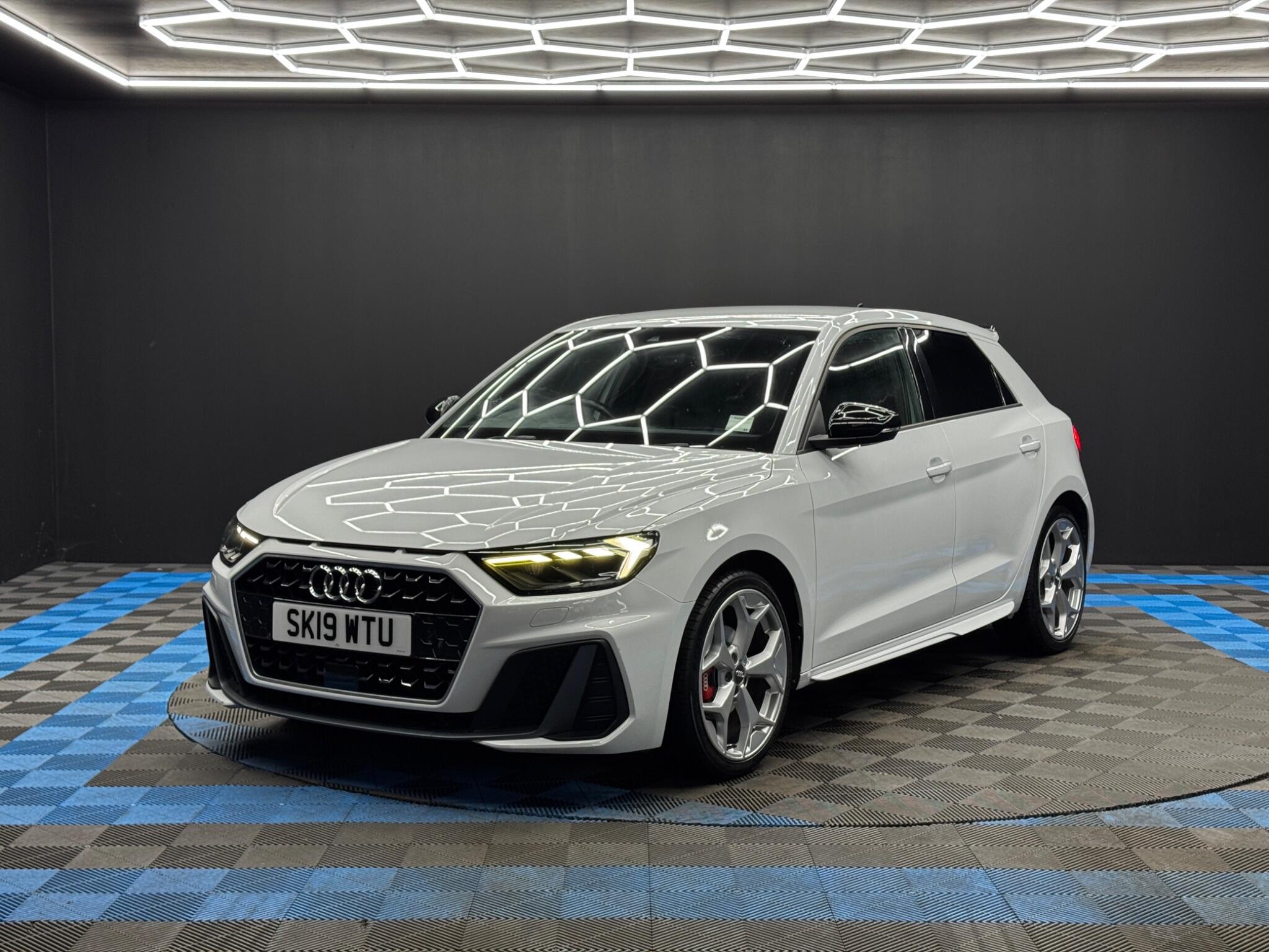 Audi A1 1.5 TFSI 35 S line Sportback Euro 6 (s/s) 5dr 5dr Manual 2026