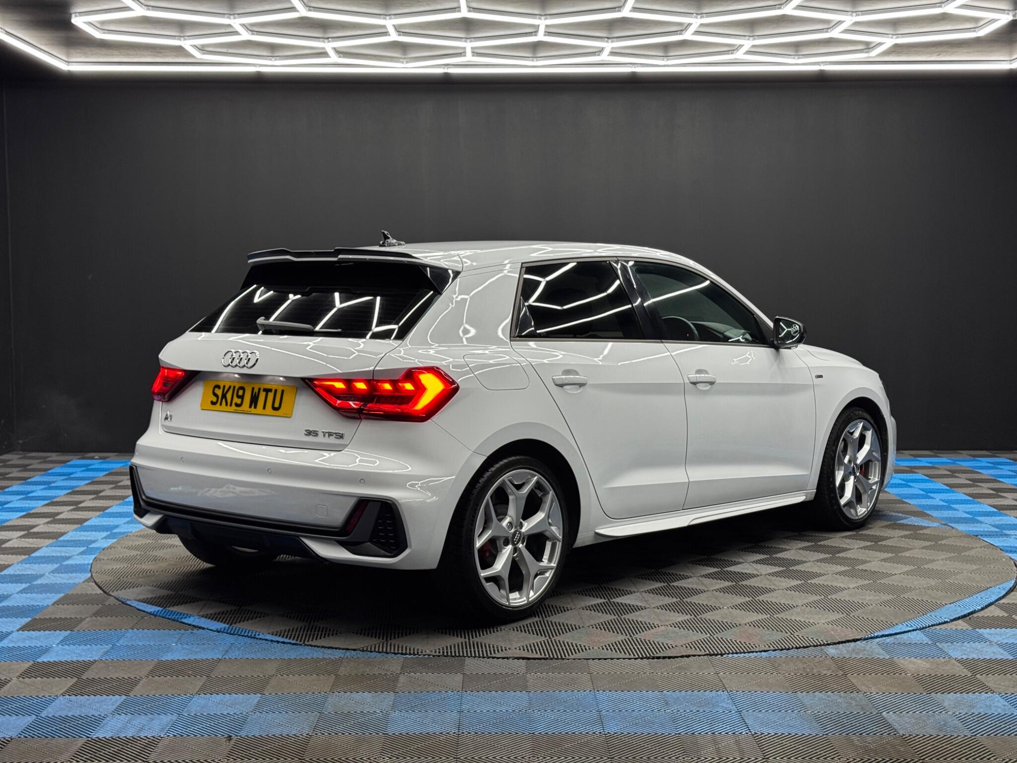 Audi A1 1.5 TFSI 35 S line Sportback Euro 6 (s/s) 5dr 5dr Manual 2026