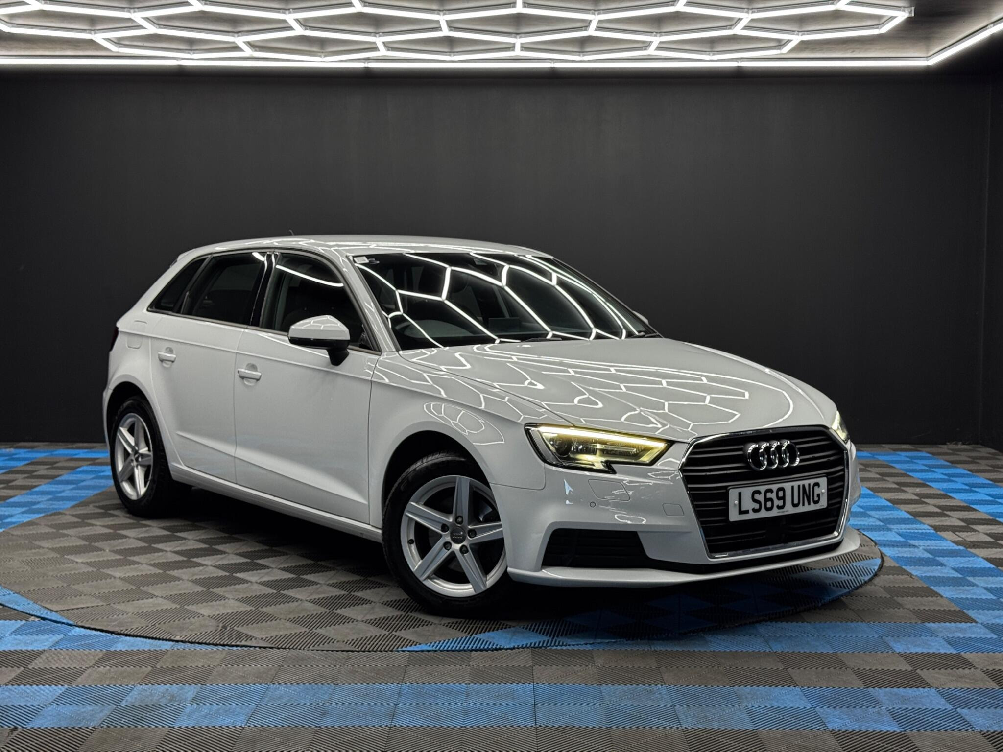 Audi A3 1.0 TFSI 30 SE Technik Sportback Euro 6 (s/s) 5dr 5dr Manual 2026
